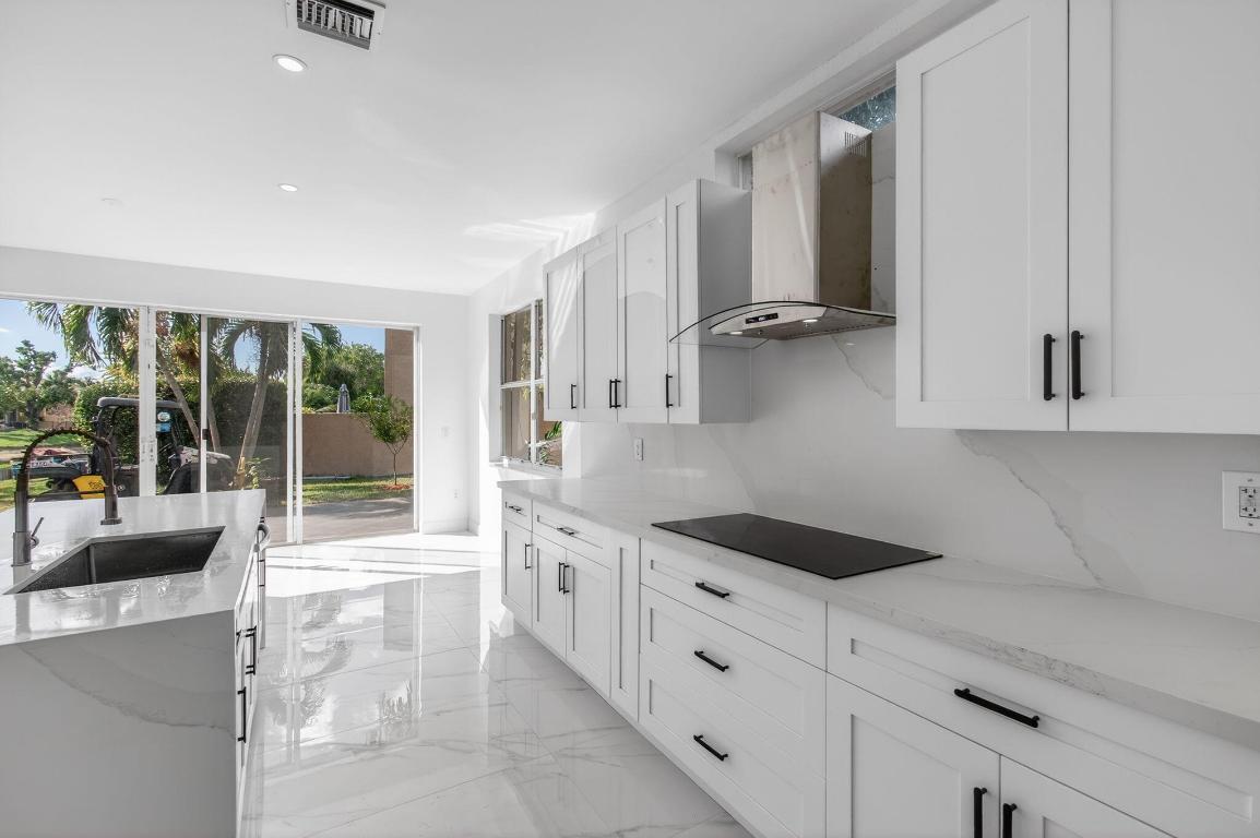 7137 Copperfield Circle, Lake Worth