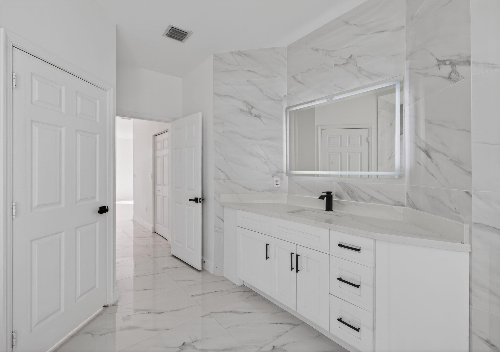 7137 Copperfield Circle, Lake Worth