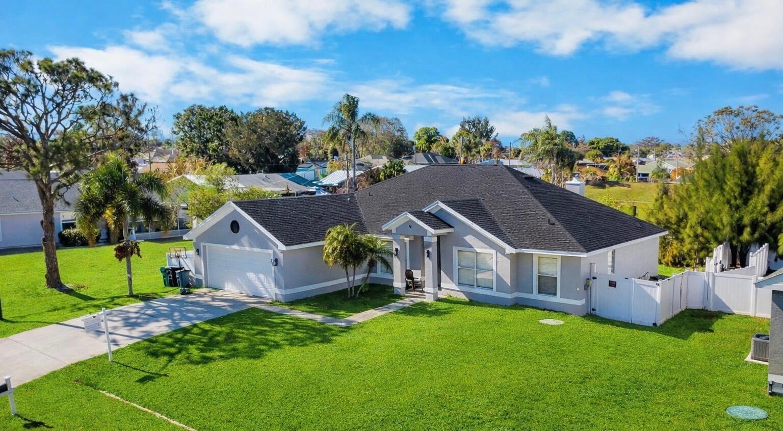 293 SW Pagoda Terrace, Port St. Lucie