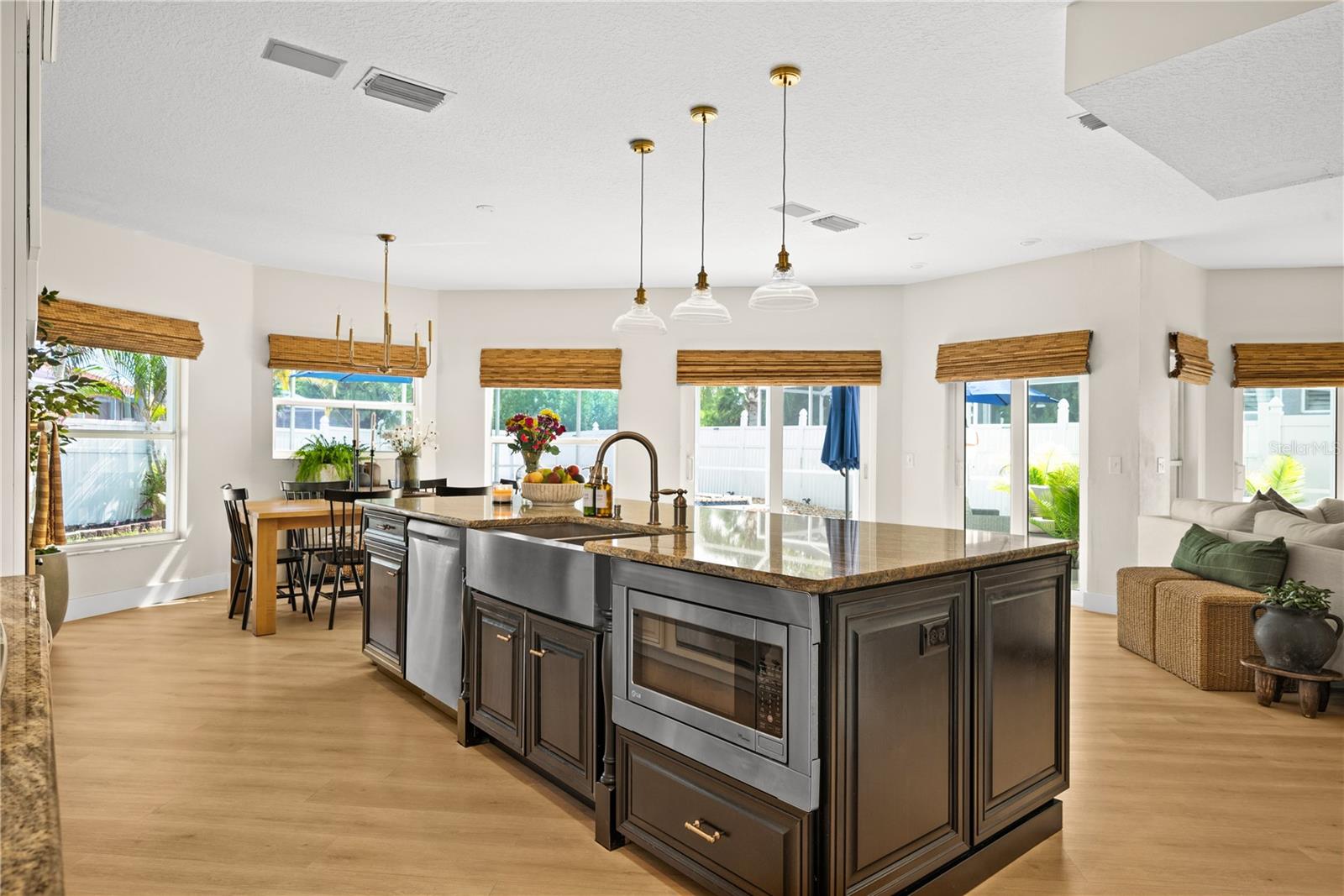 10614 CAPE HATTERAS DR