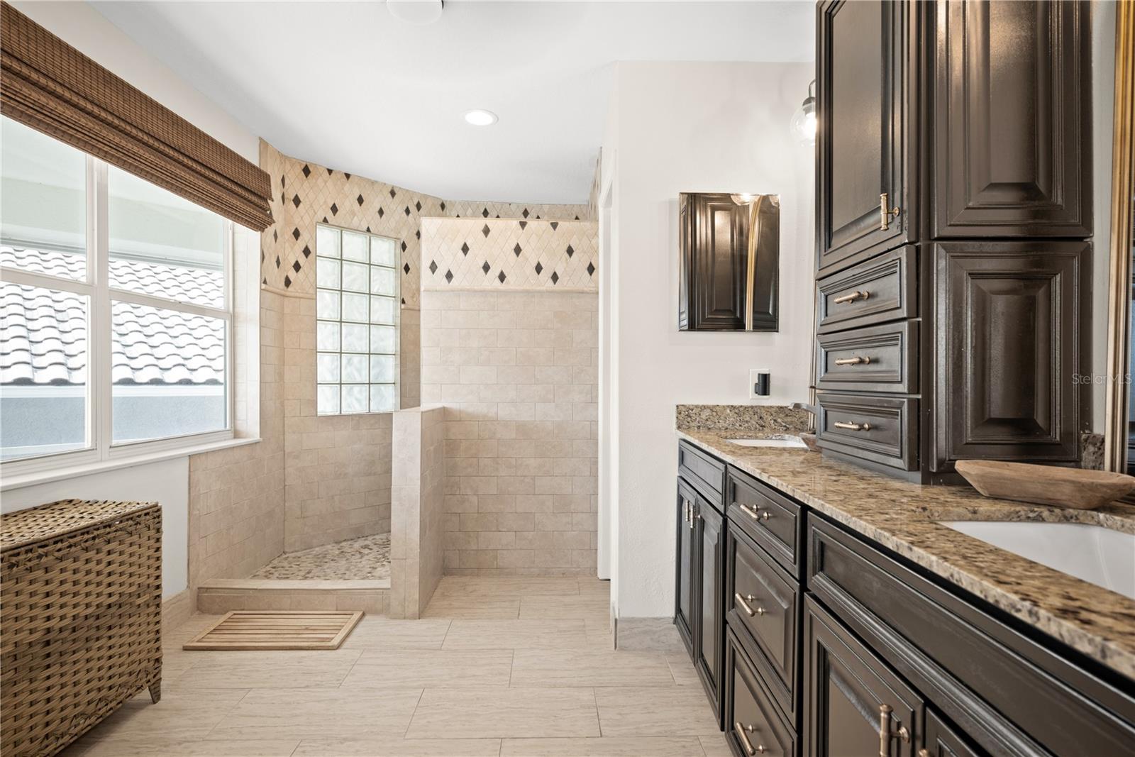 10614 CAPE HATTERAS DR