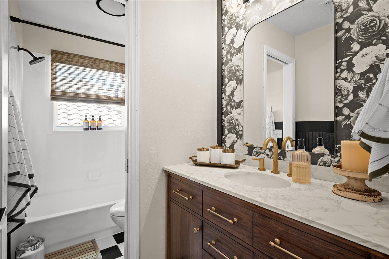 10614 CAPE HATTERAS DR