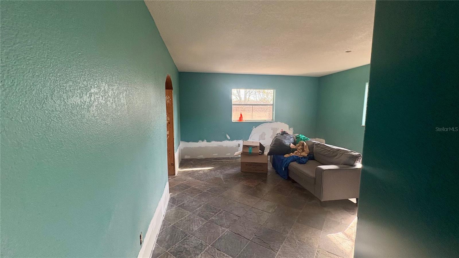 1815 DRIFTWOOD CIR S