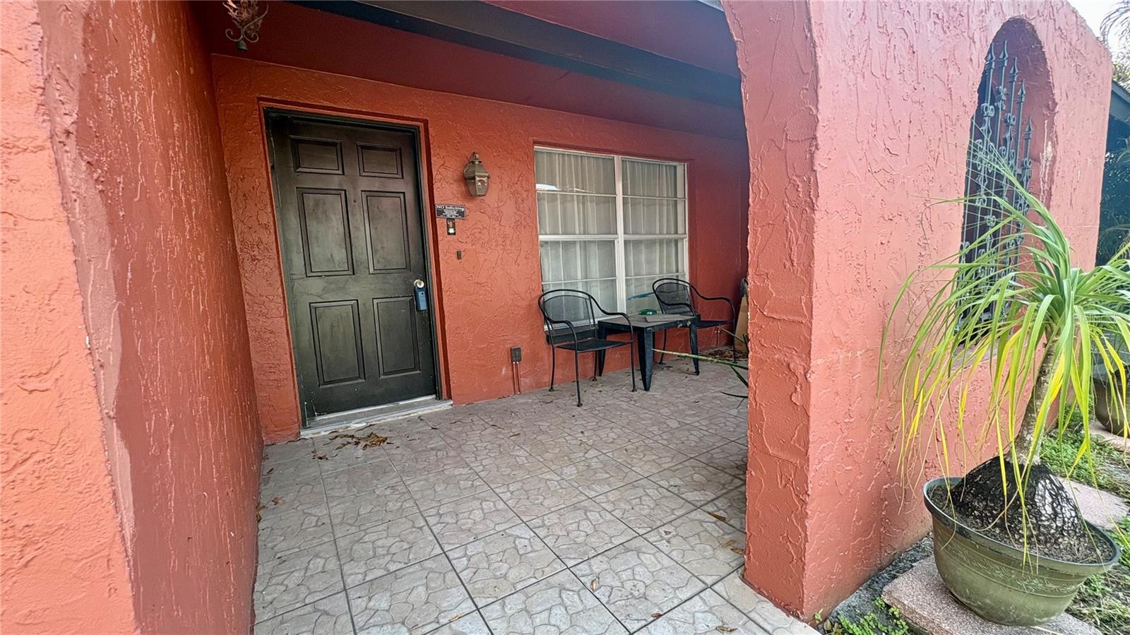 1815 DRIFTWOOD CIR S