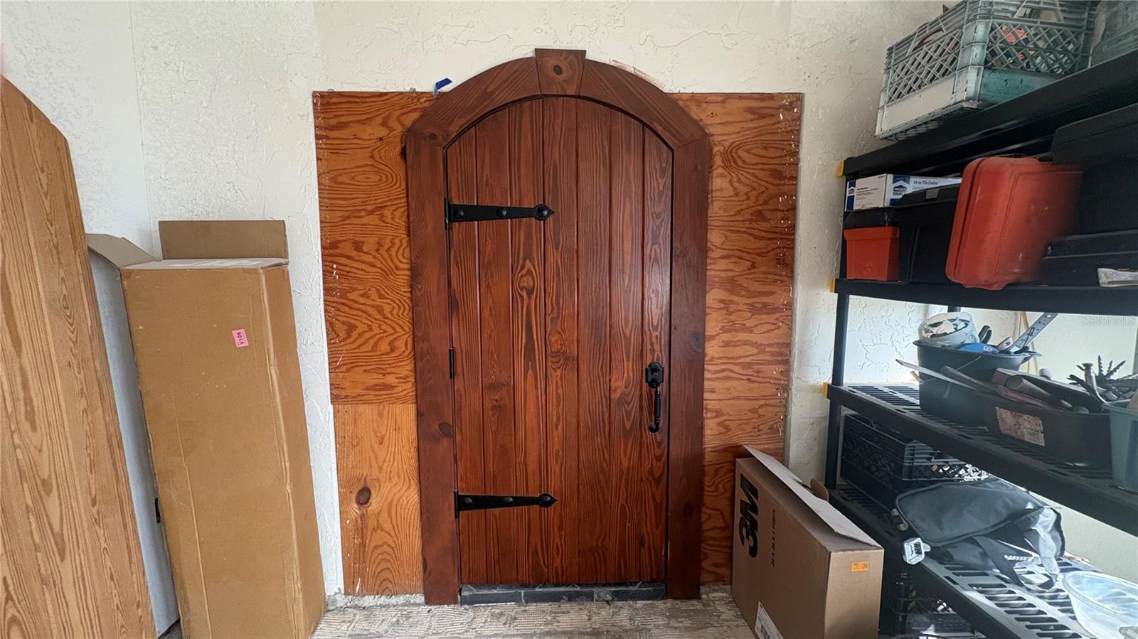 1815 DRIFTWOOD CIR S