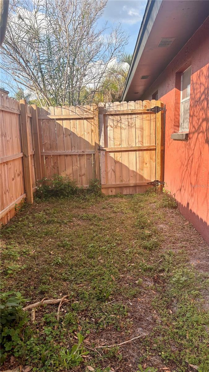 1815 DRIFTWOOD CIR S