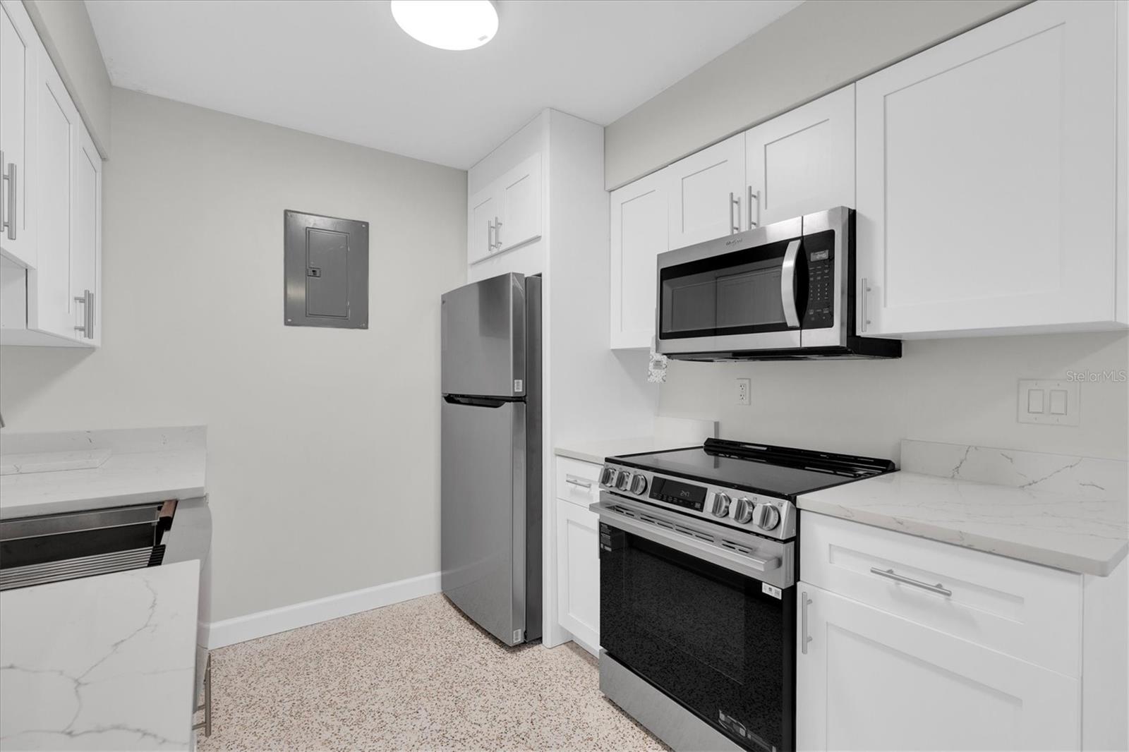 121 46TH AVE #1G