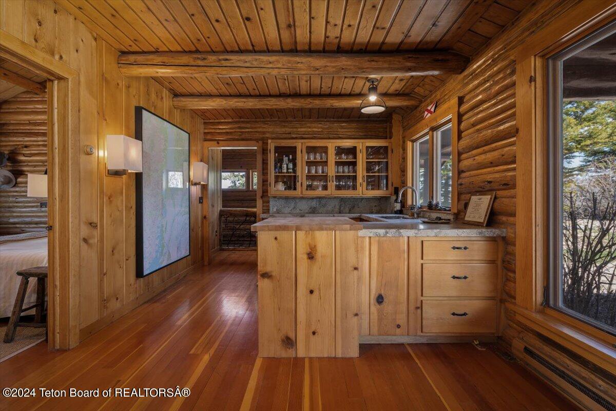 13095 N CRAIGHEAD Lane