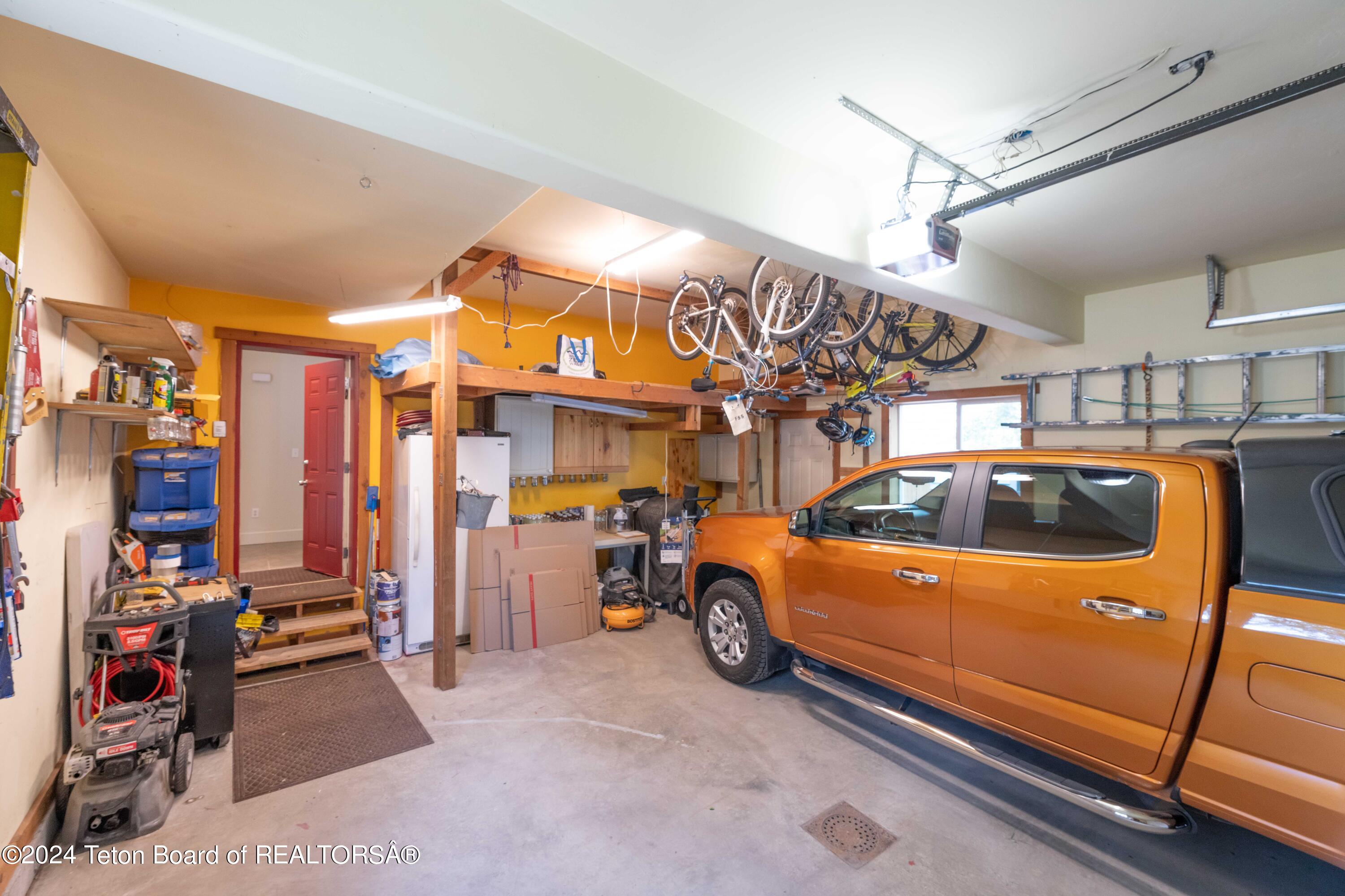 10835 S HIGHWAY 89