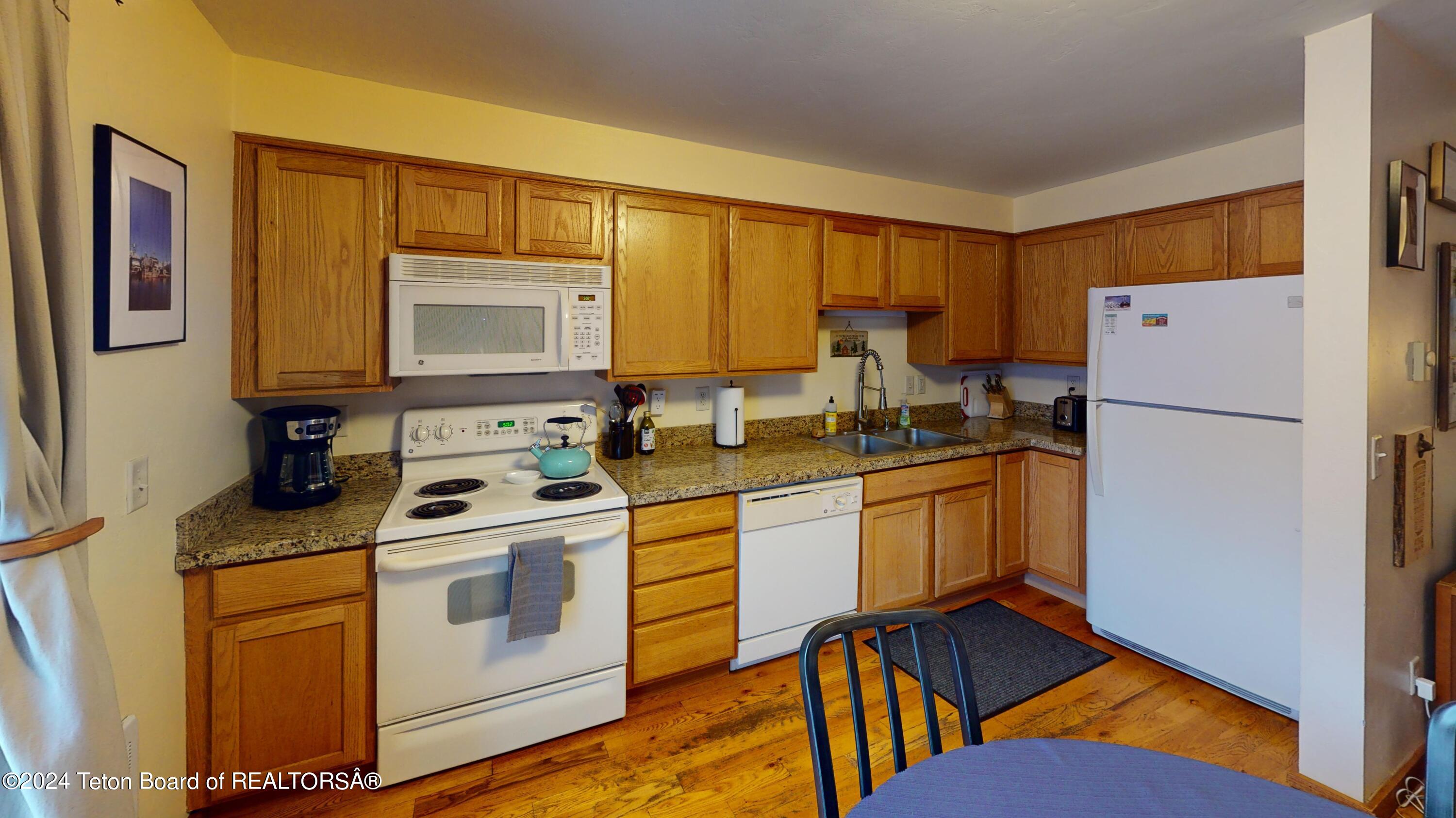 340 N MILLWARD Street, 28