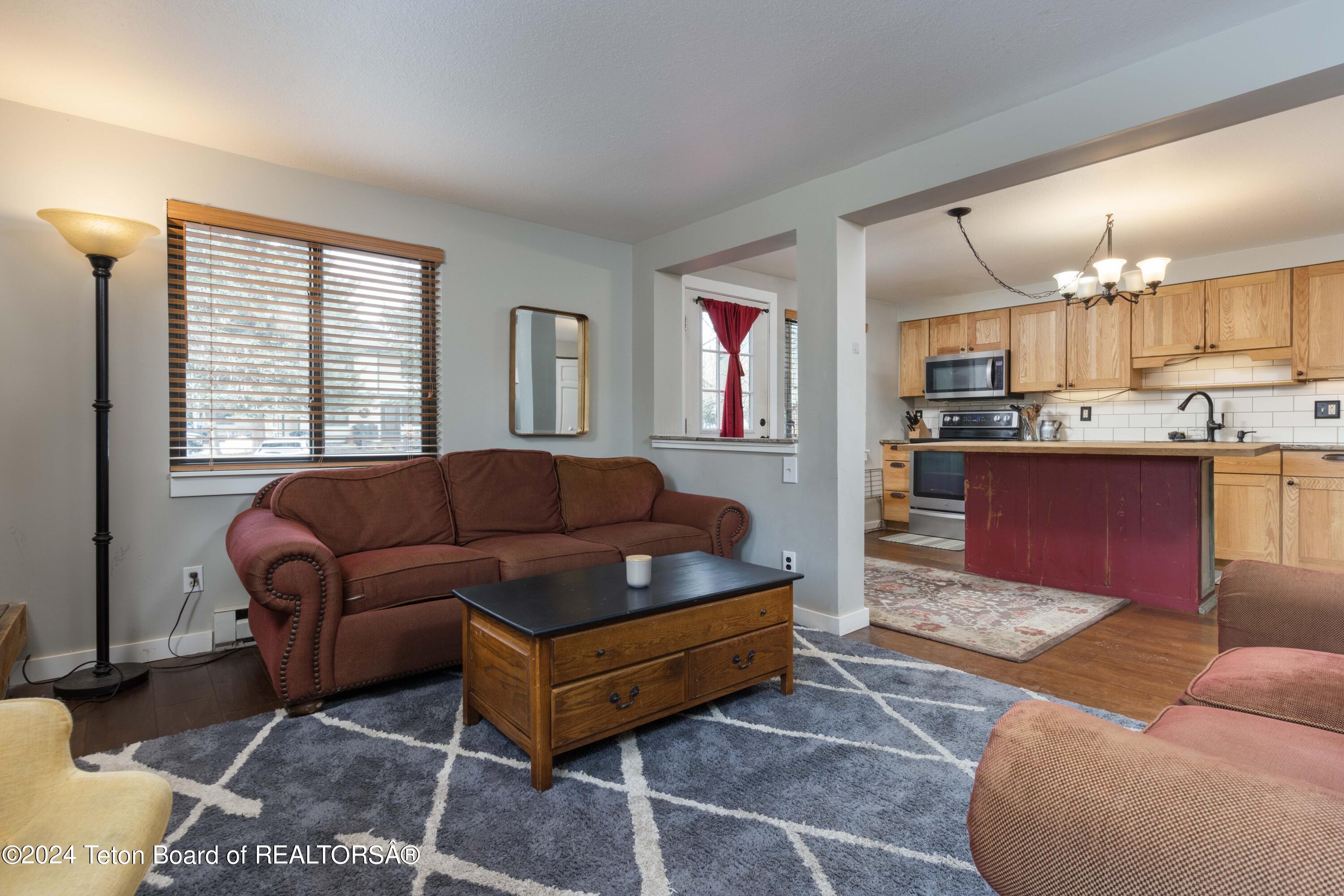 340 E SIMPSON Avenue, #12