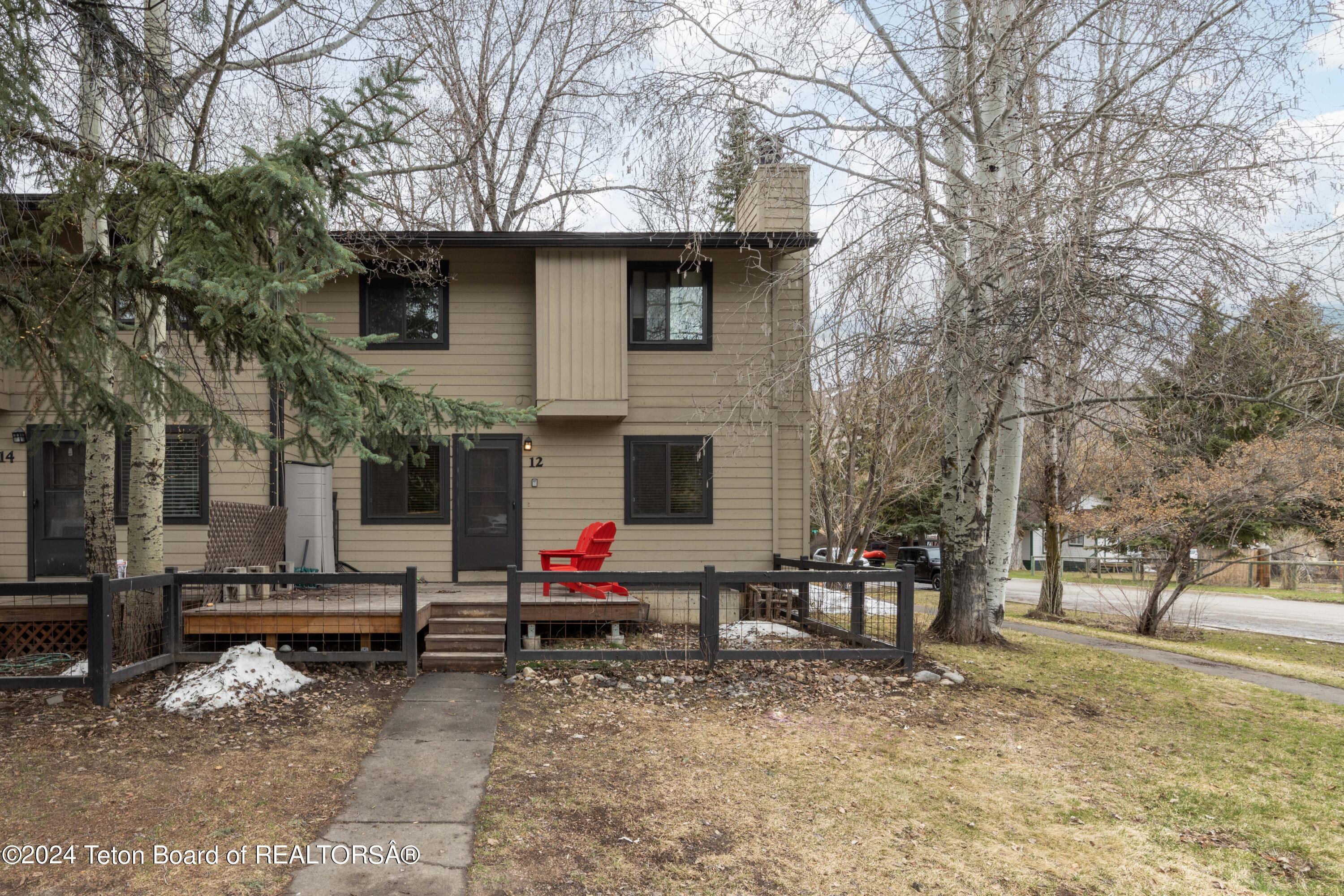 340 E SIMPSON Avenue, #12