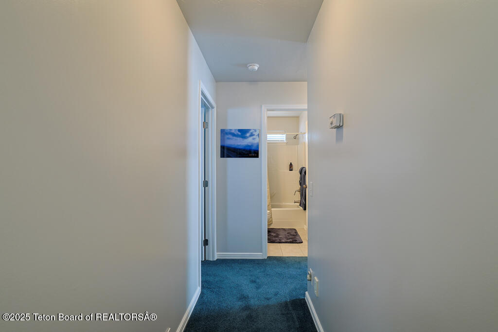 186 FAIRWAY Avenue