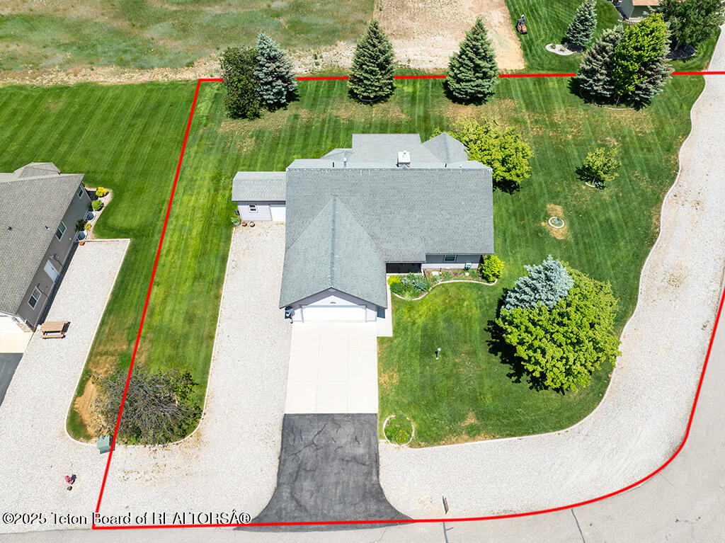 186 FAIRWAY Avenue