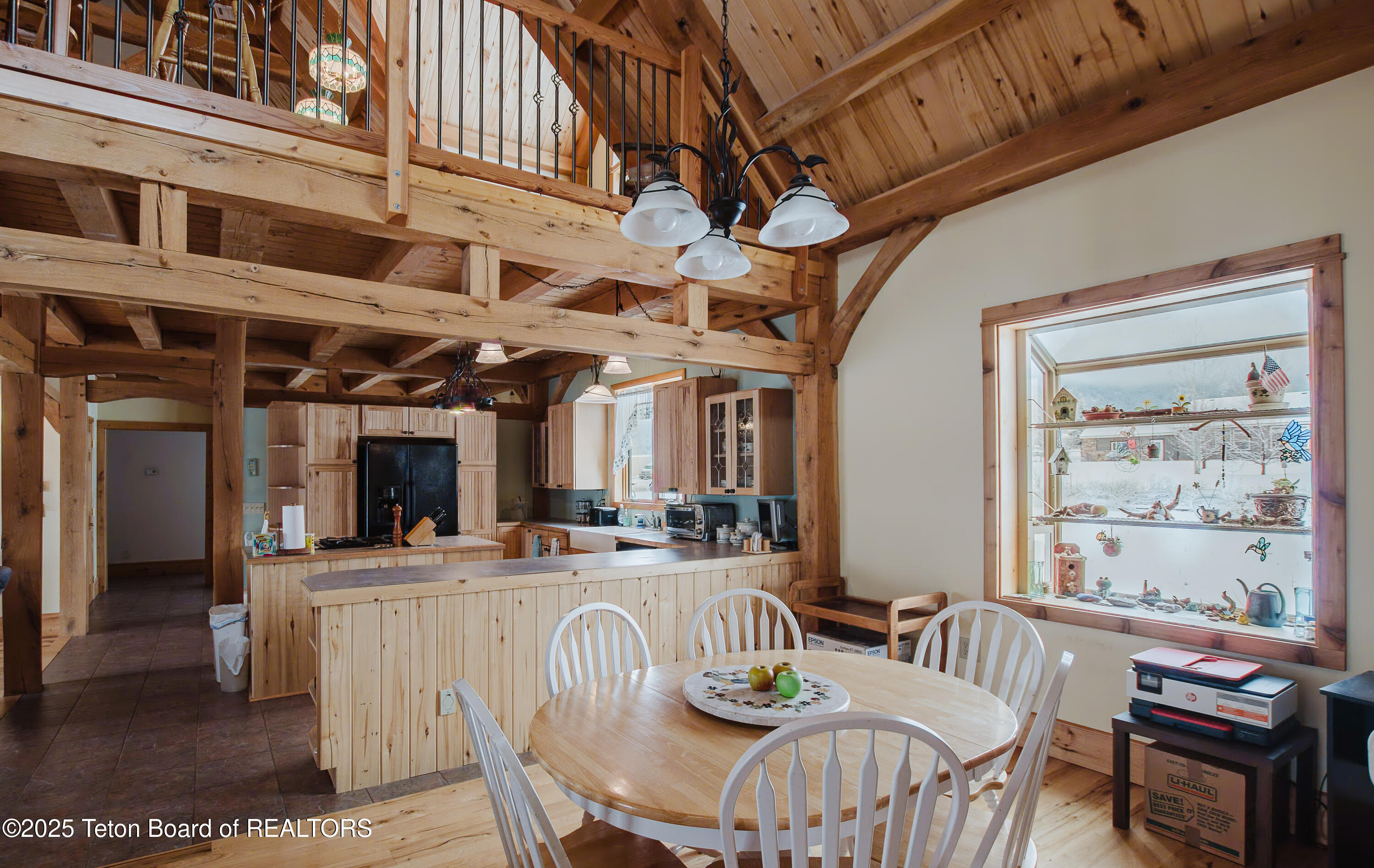 1190 SADDLE Drive