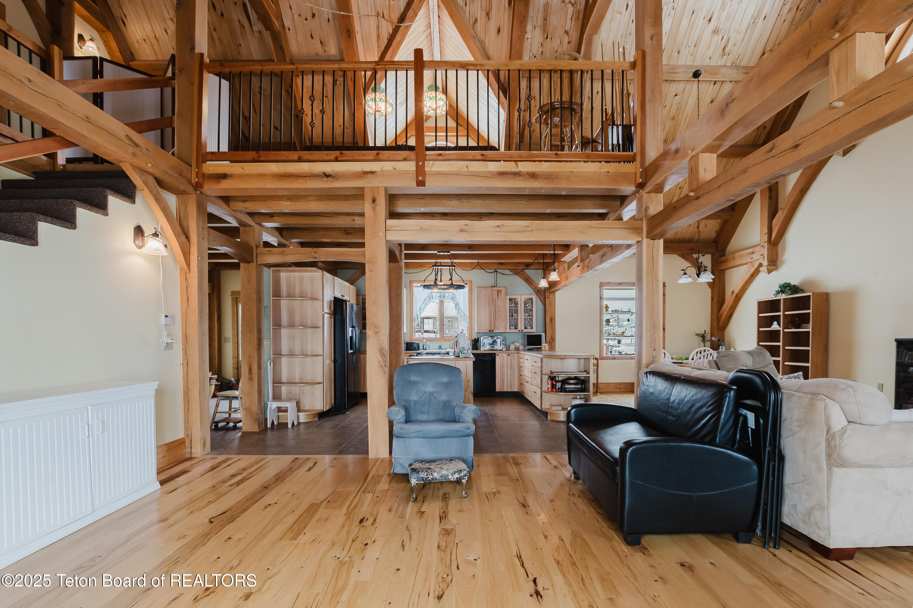 1190 SADDLE Drive