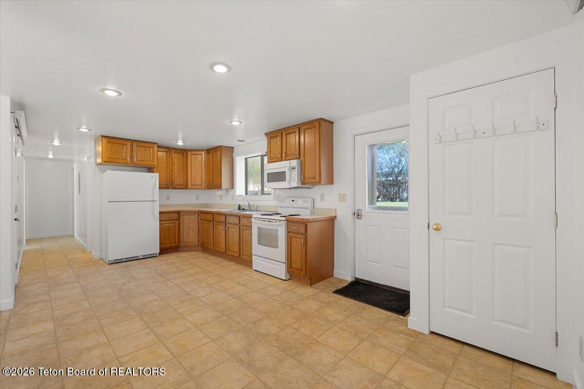 195 CRABTREE Lane