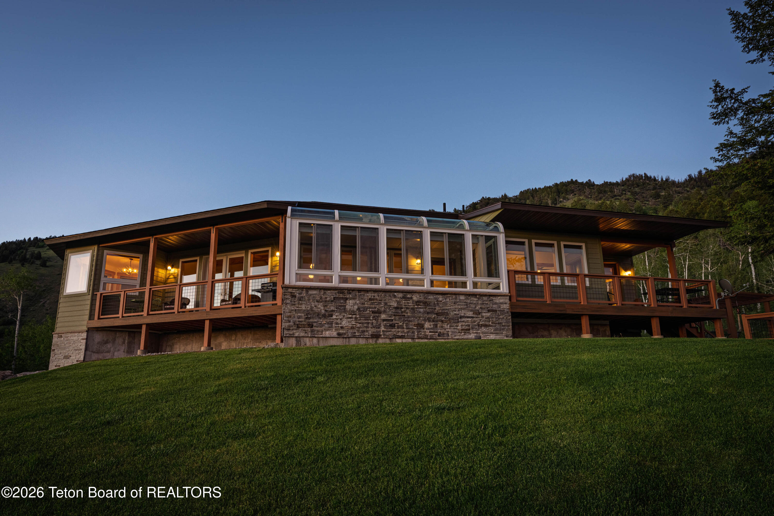1968 SUNRISE MOUNTAIN Place