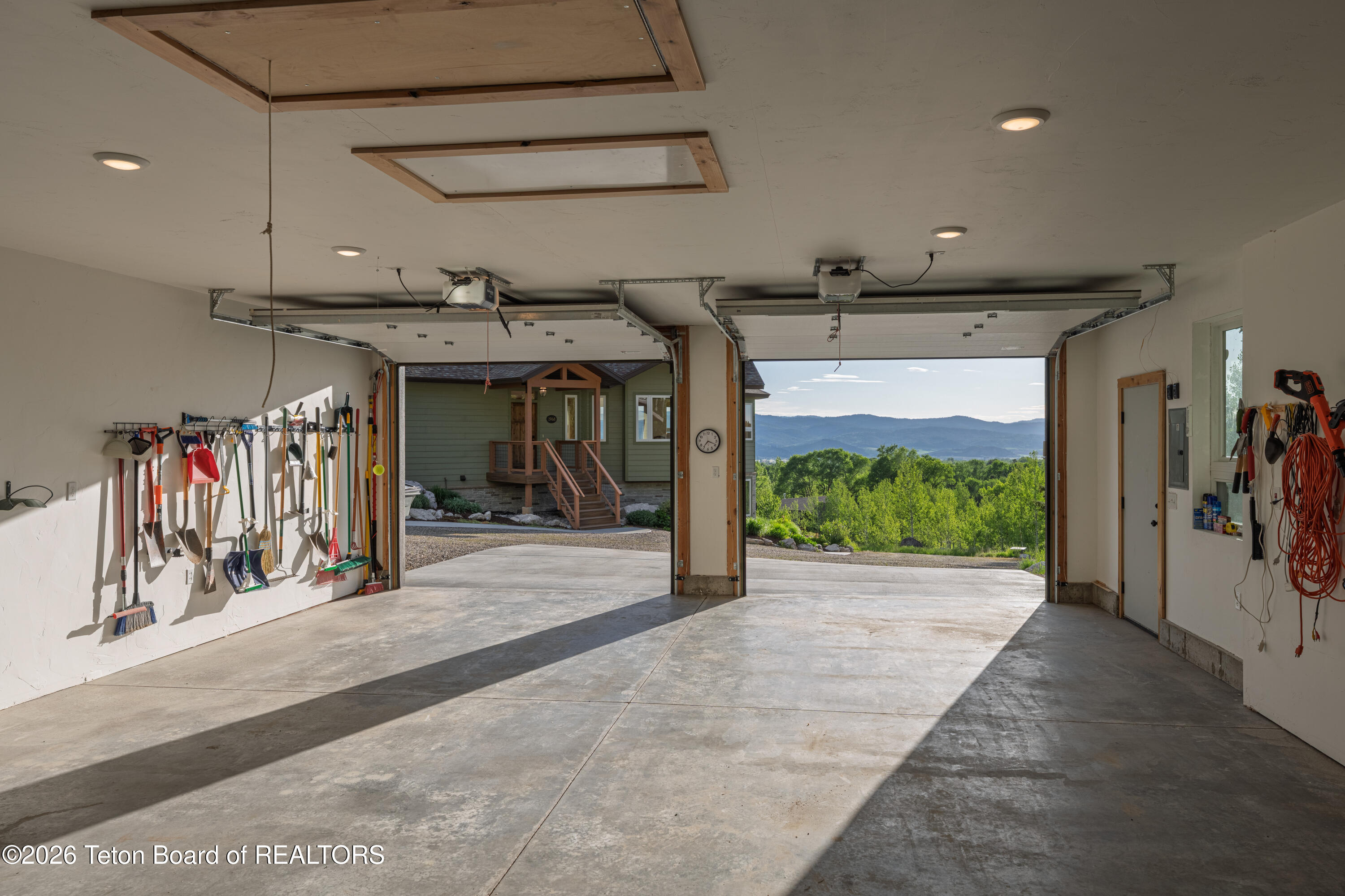 1968 SUNRISE MOUNTAIN Place