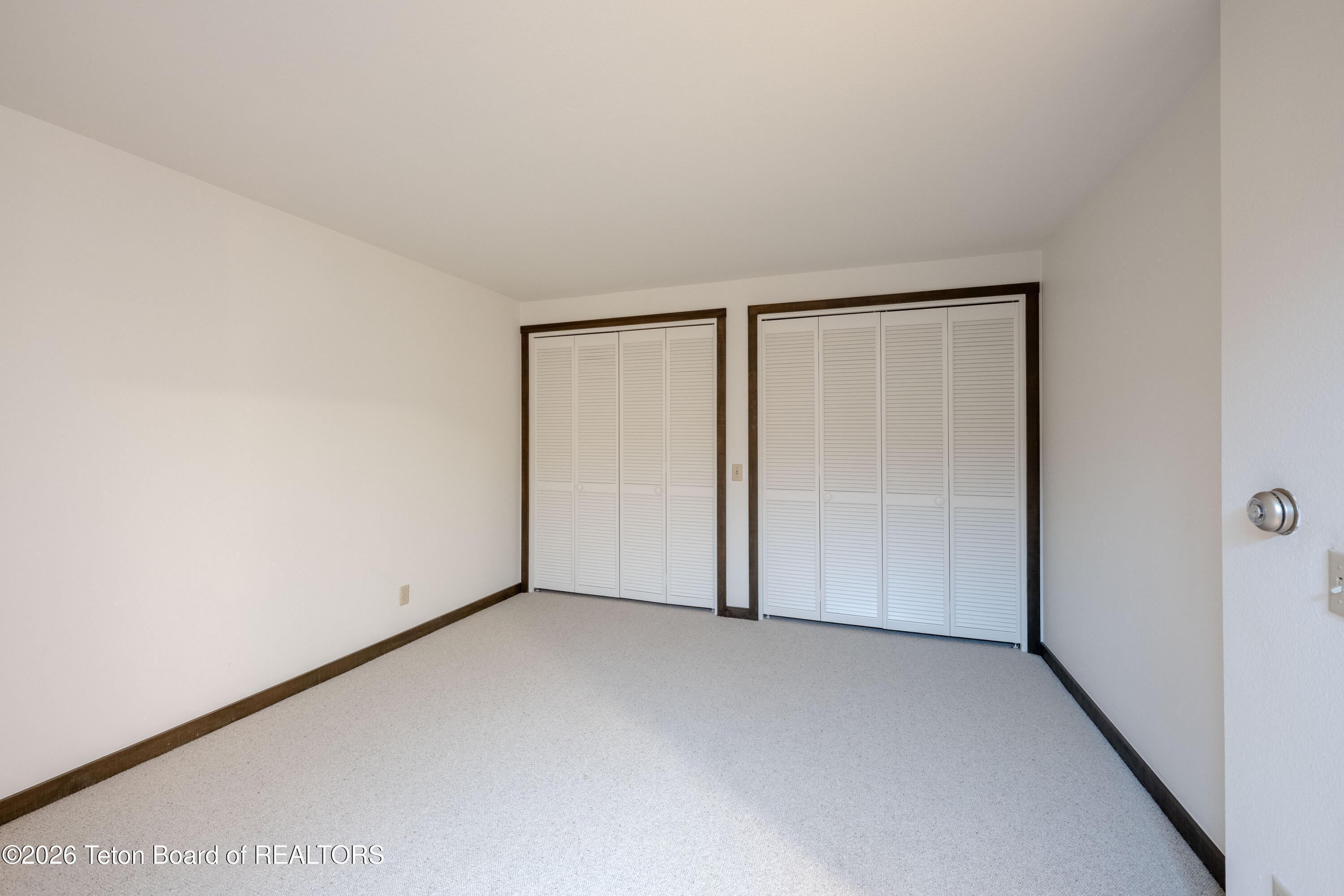 575 E GOLF CREEK 24