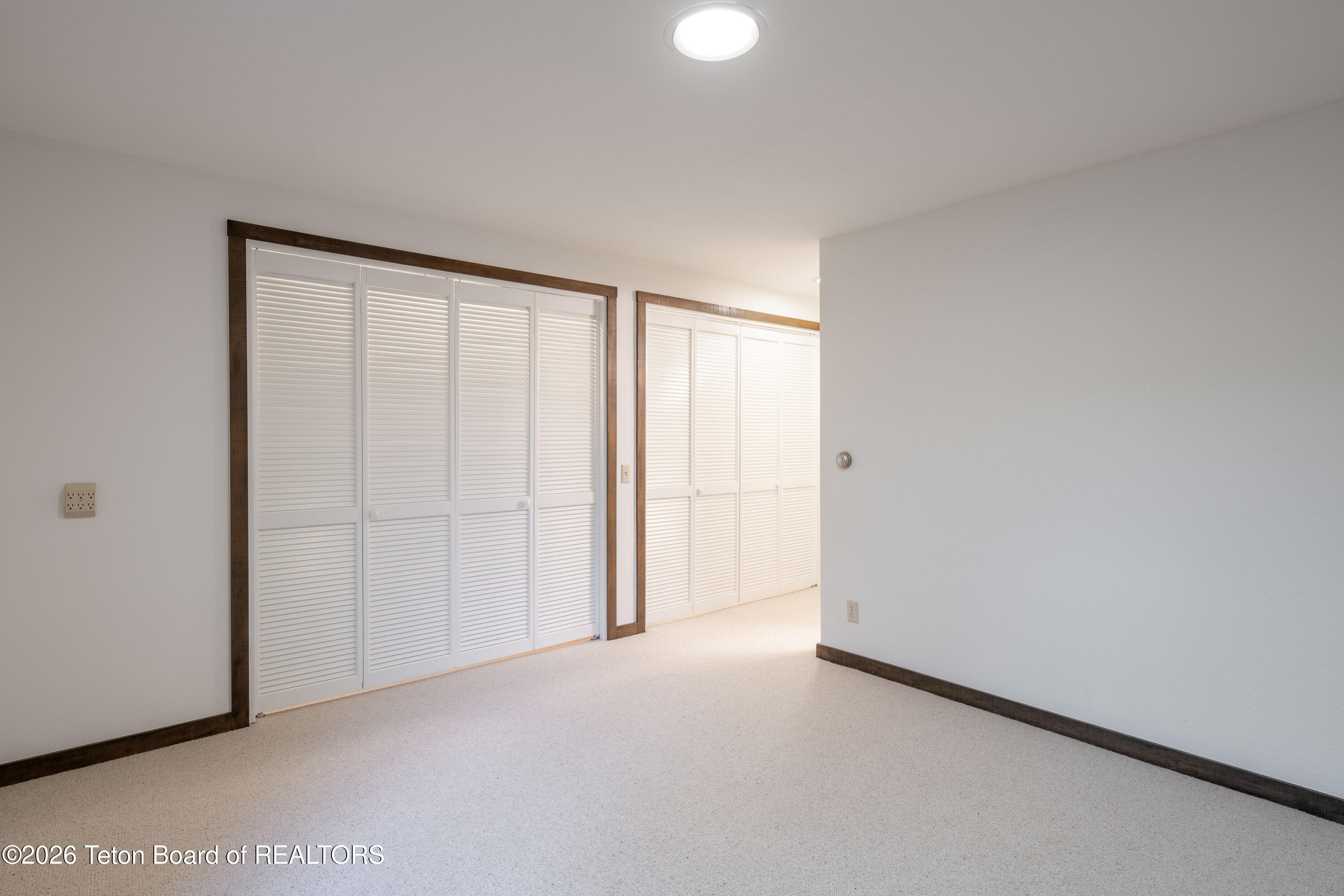 575 E GOLF CREEK 24