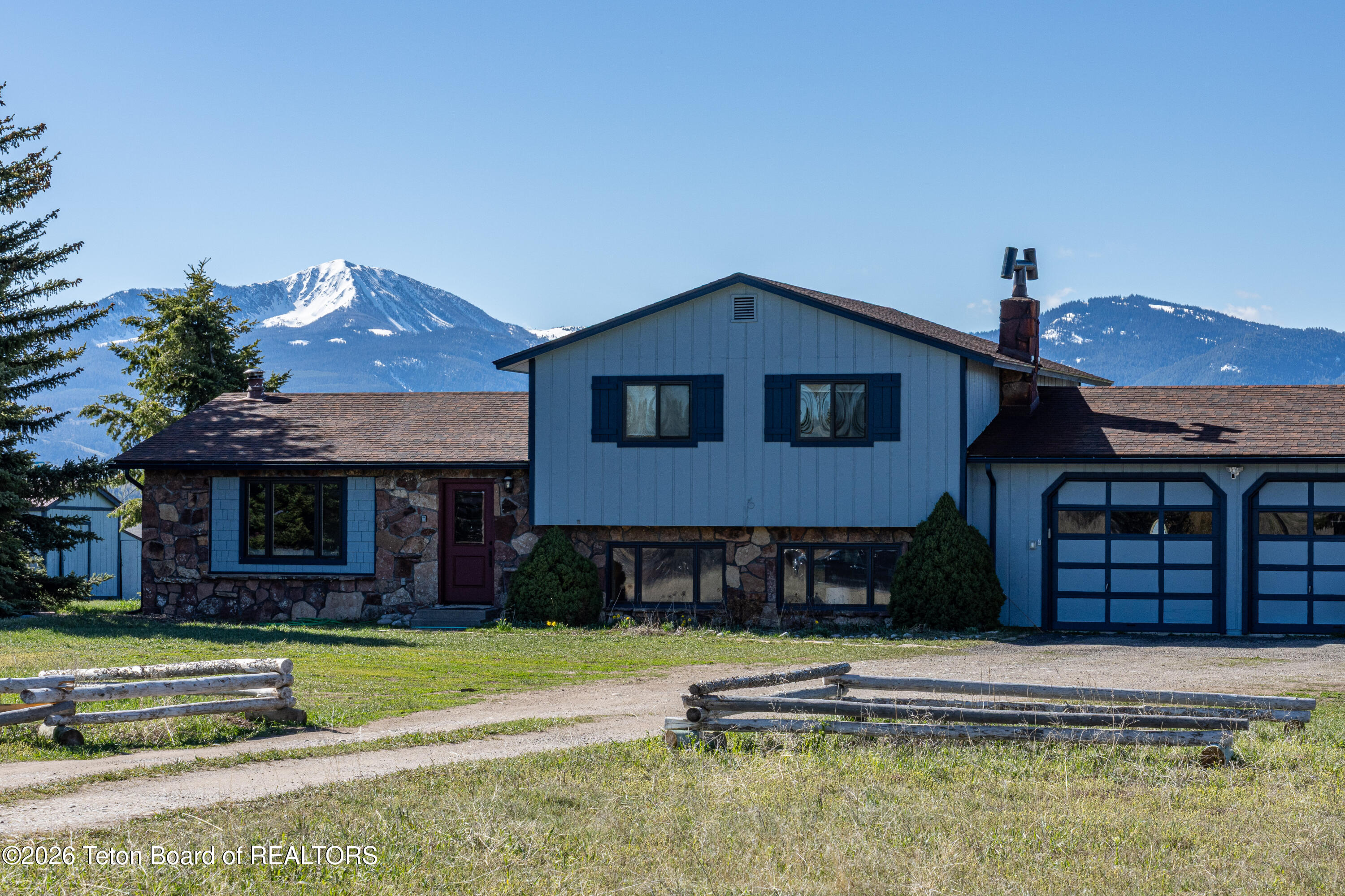 600 PONDEROSA Drive
