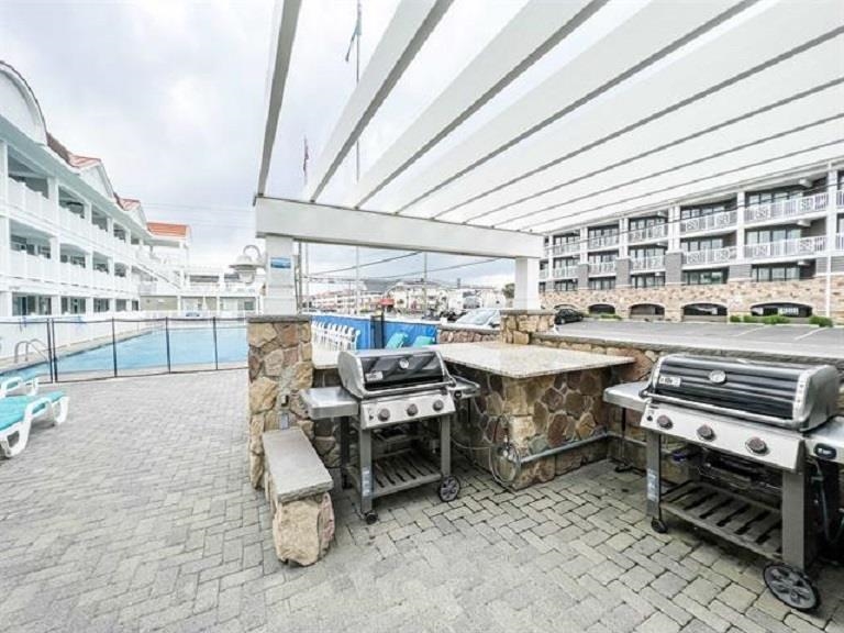 7929 Dune Drive Unit: 104