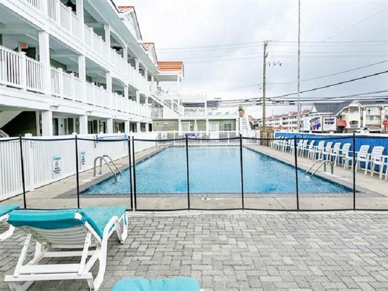 7929 Dune Drive Unit: 104