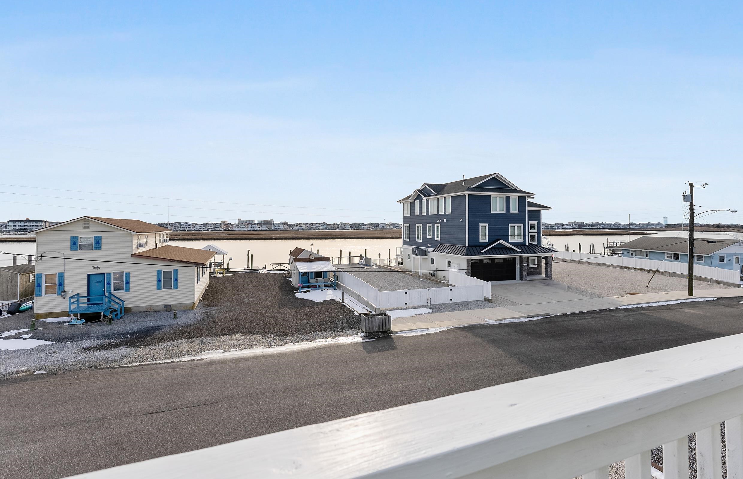 15 Shawcrest Road