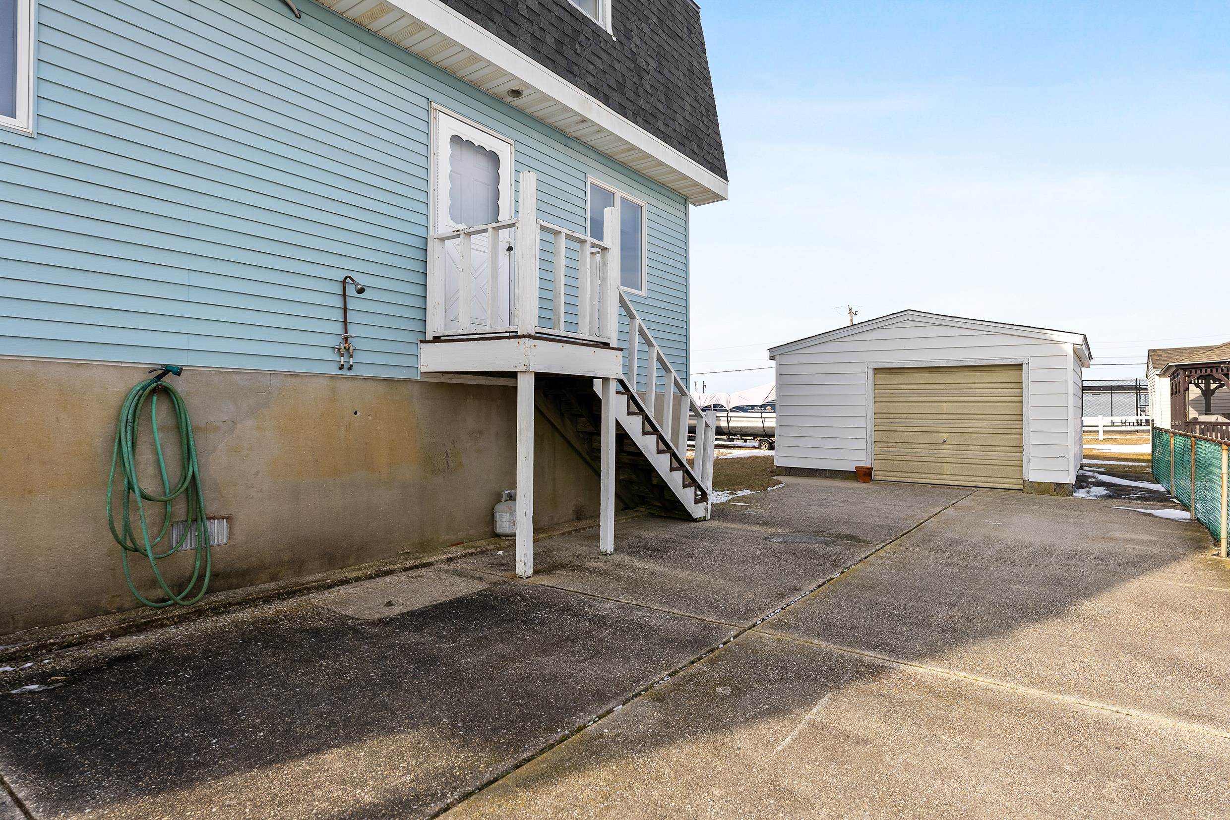 15 Shawcrest Road