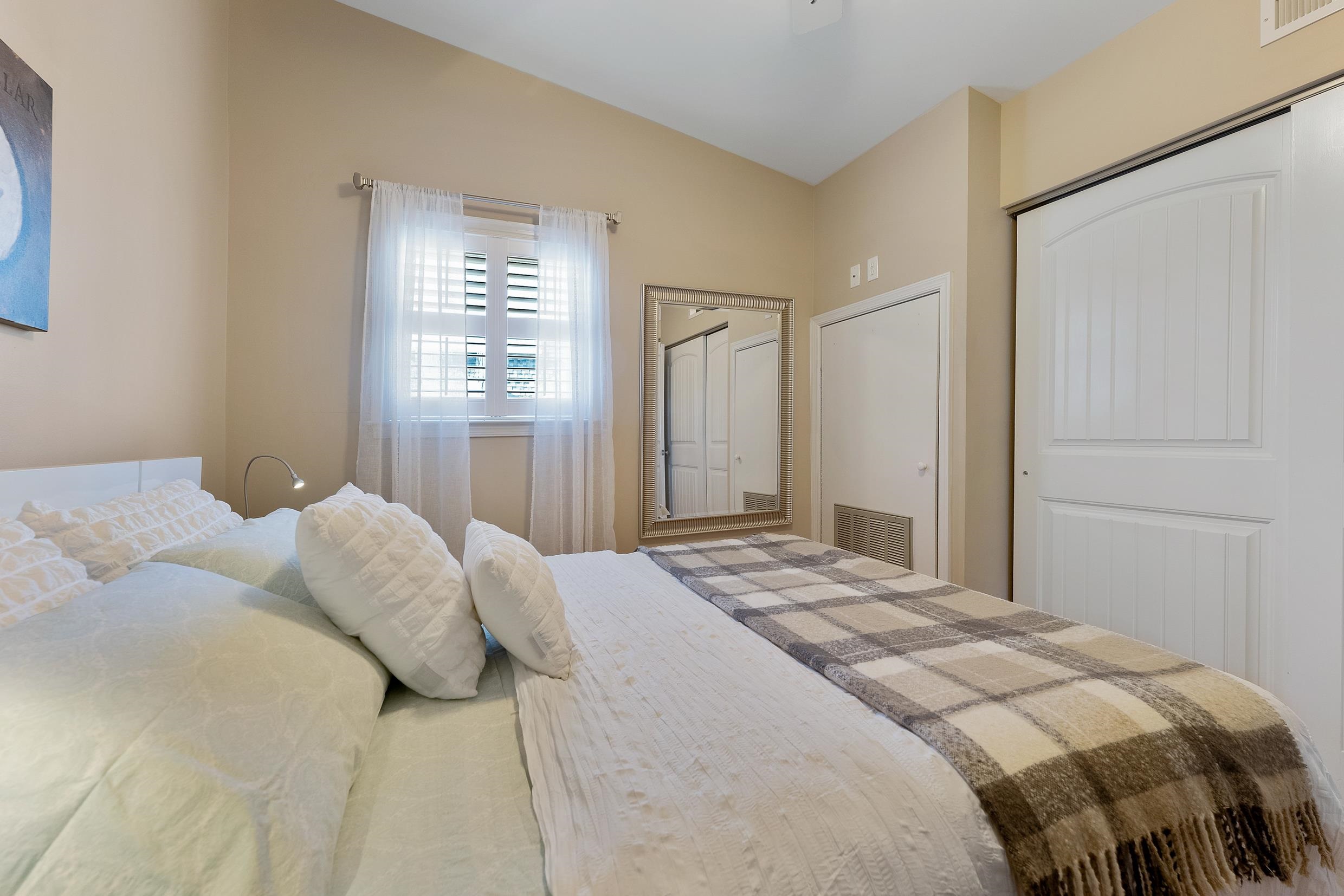 7929 Dune Drive Unit: 304