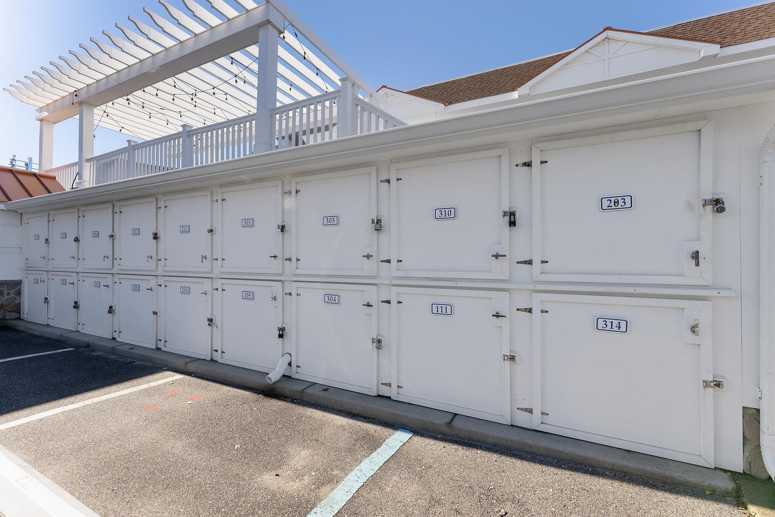 7929 Dune Drive Unit: 304