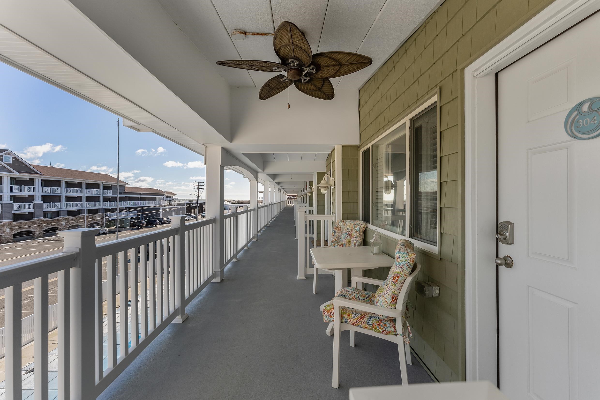 7929 Dune Drive Unit: 304