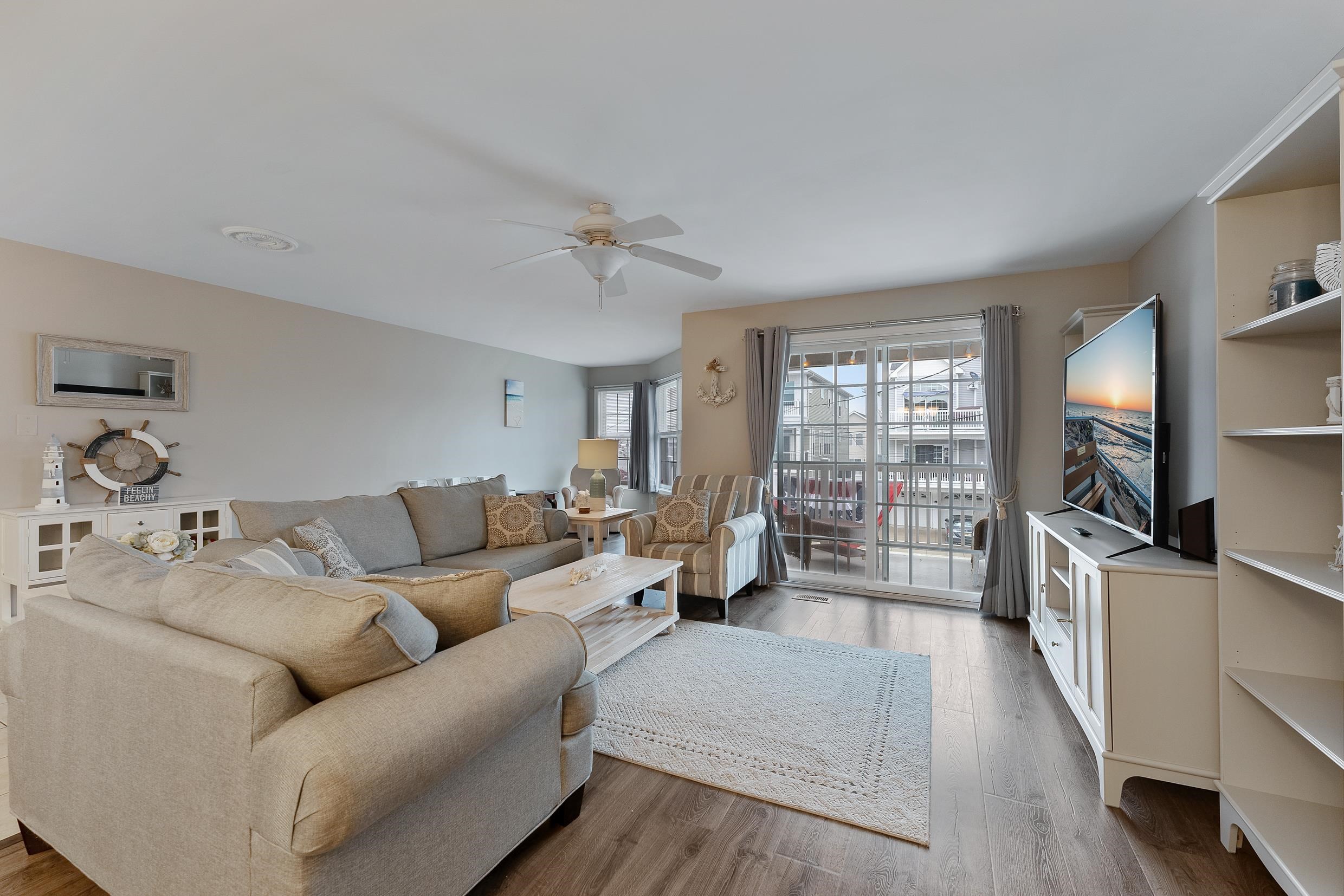 422 W Roberts Avenue Unit: A