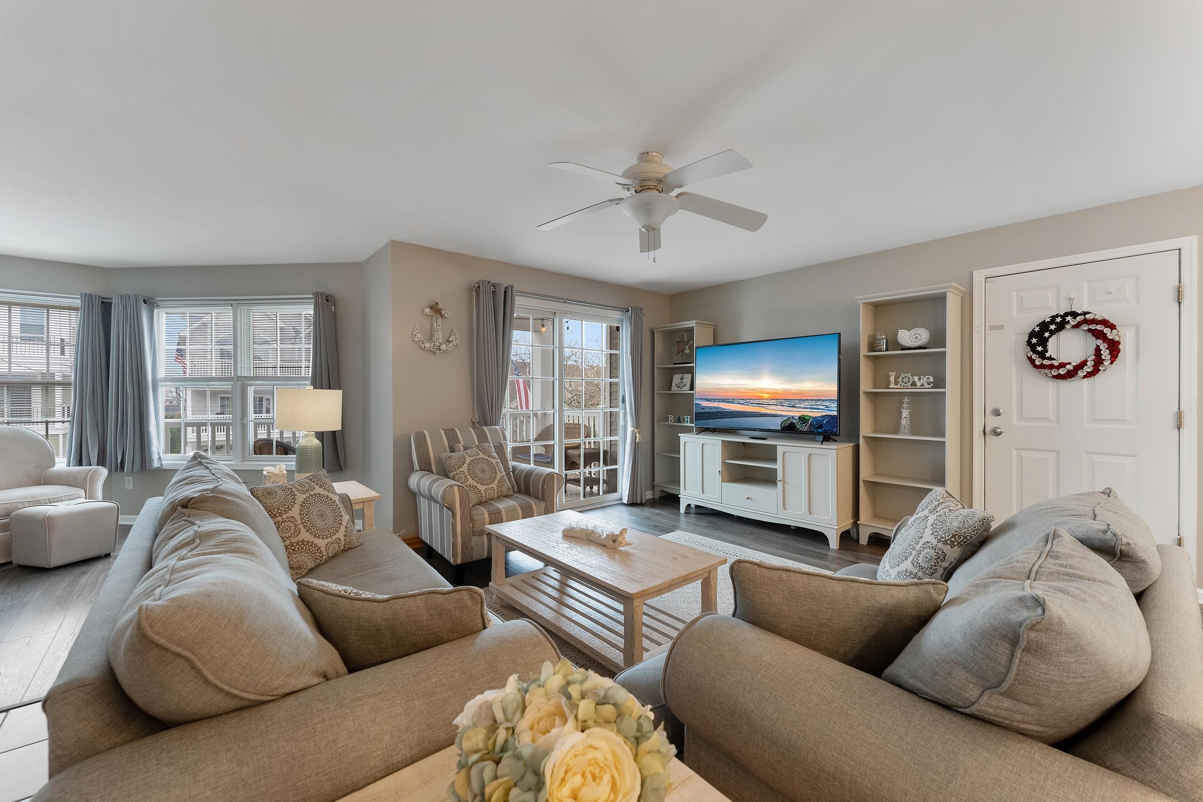 422 W Roberts Avenue Unit: A