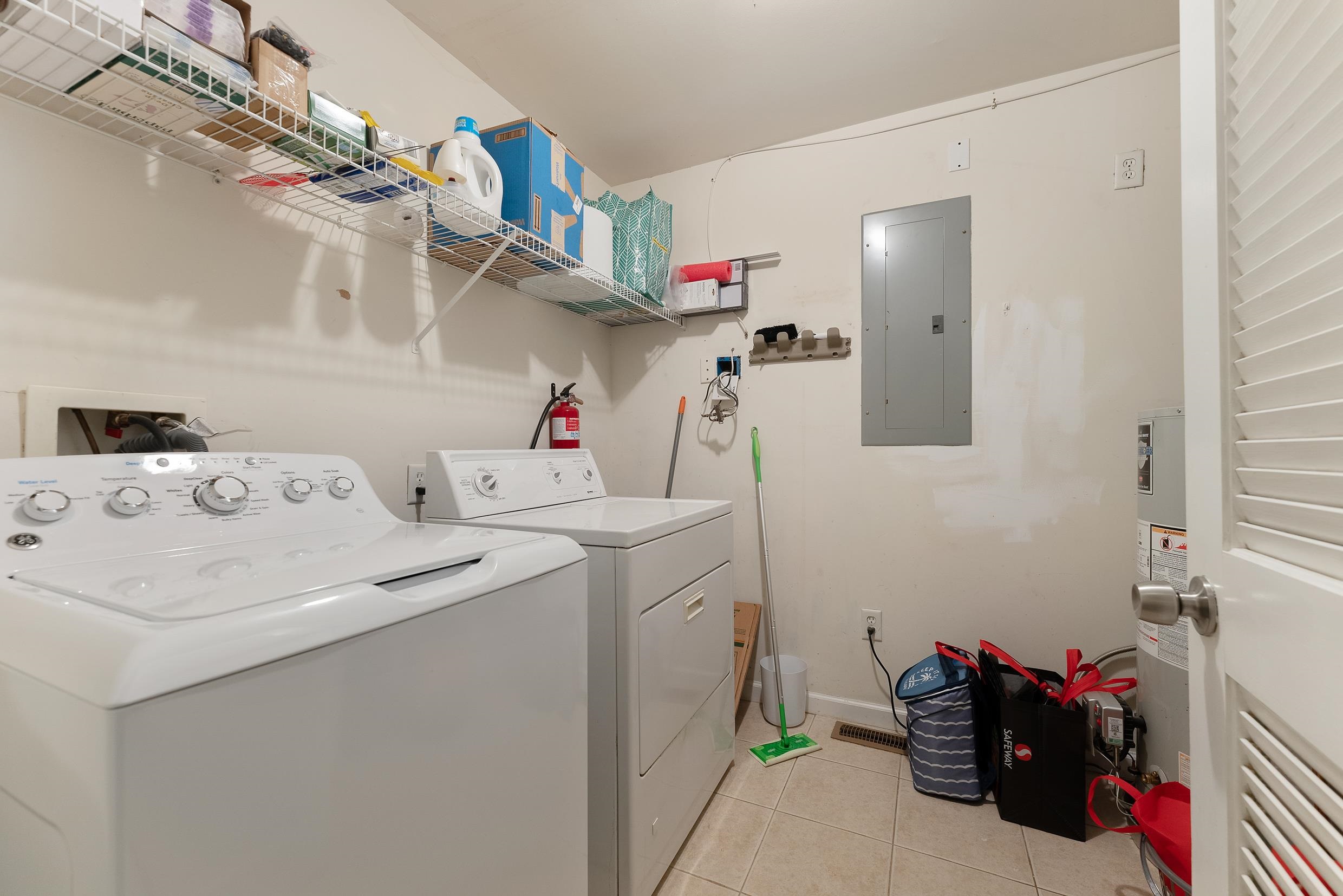 422 W Roberts Avenue Unit: A