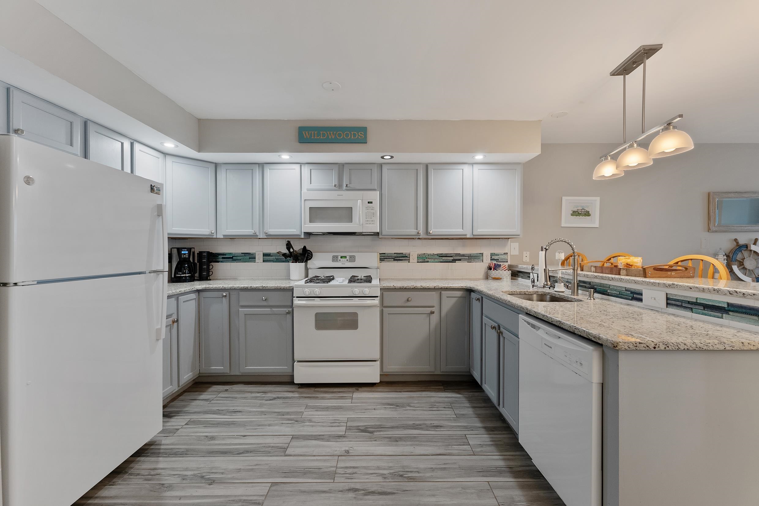 422 W Roberts Avenue Unit: A