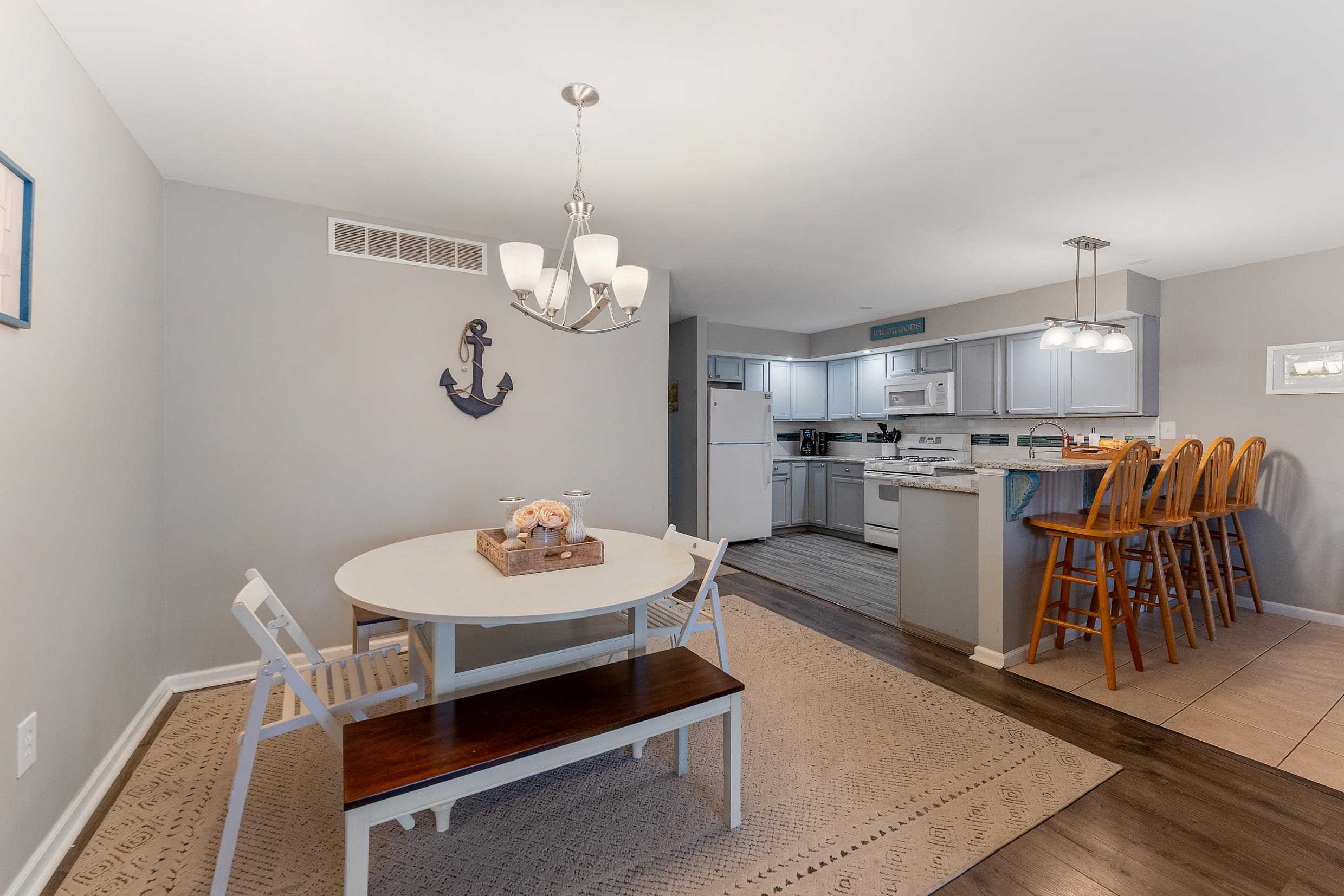 422 W Roberts Avenue Unit: A