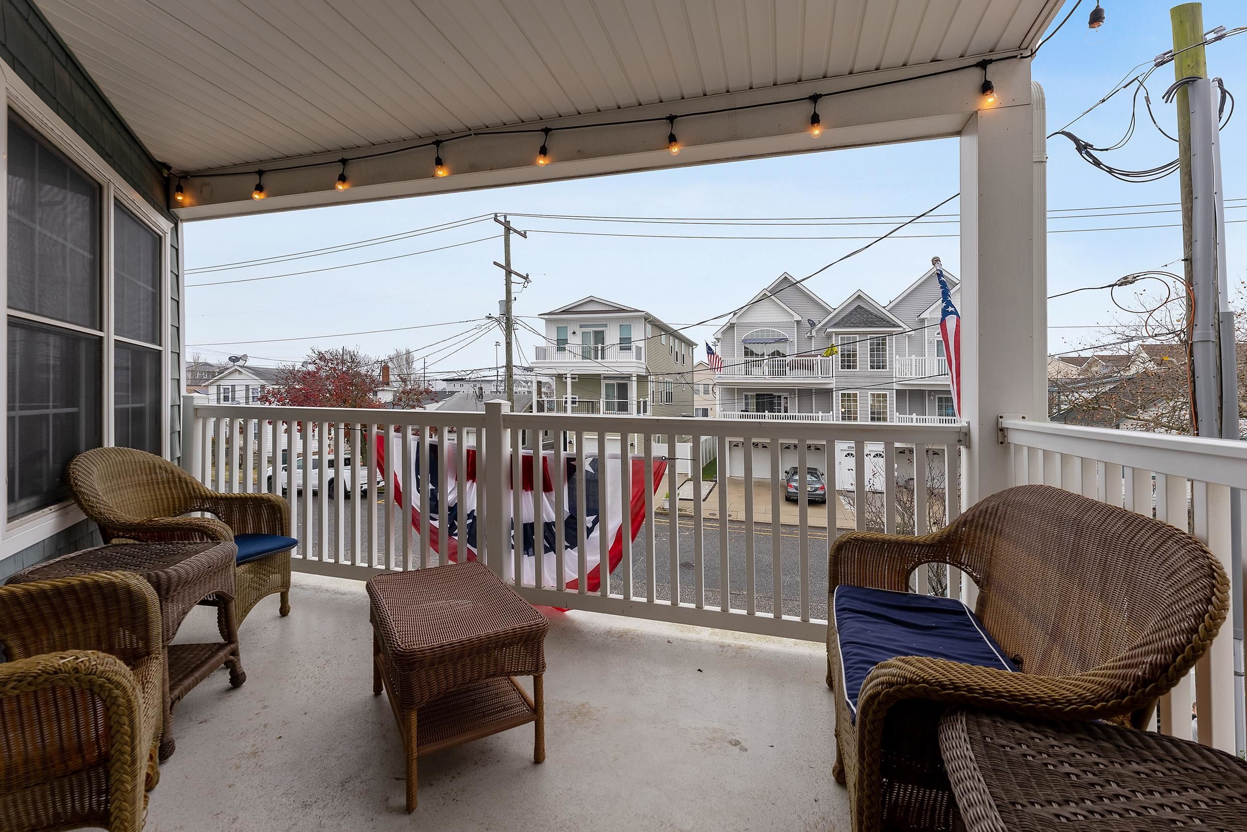 422 W Roberts Avenue Unit: A