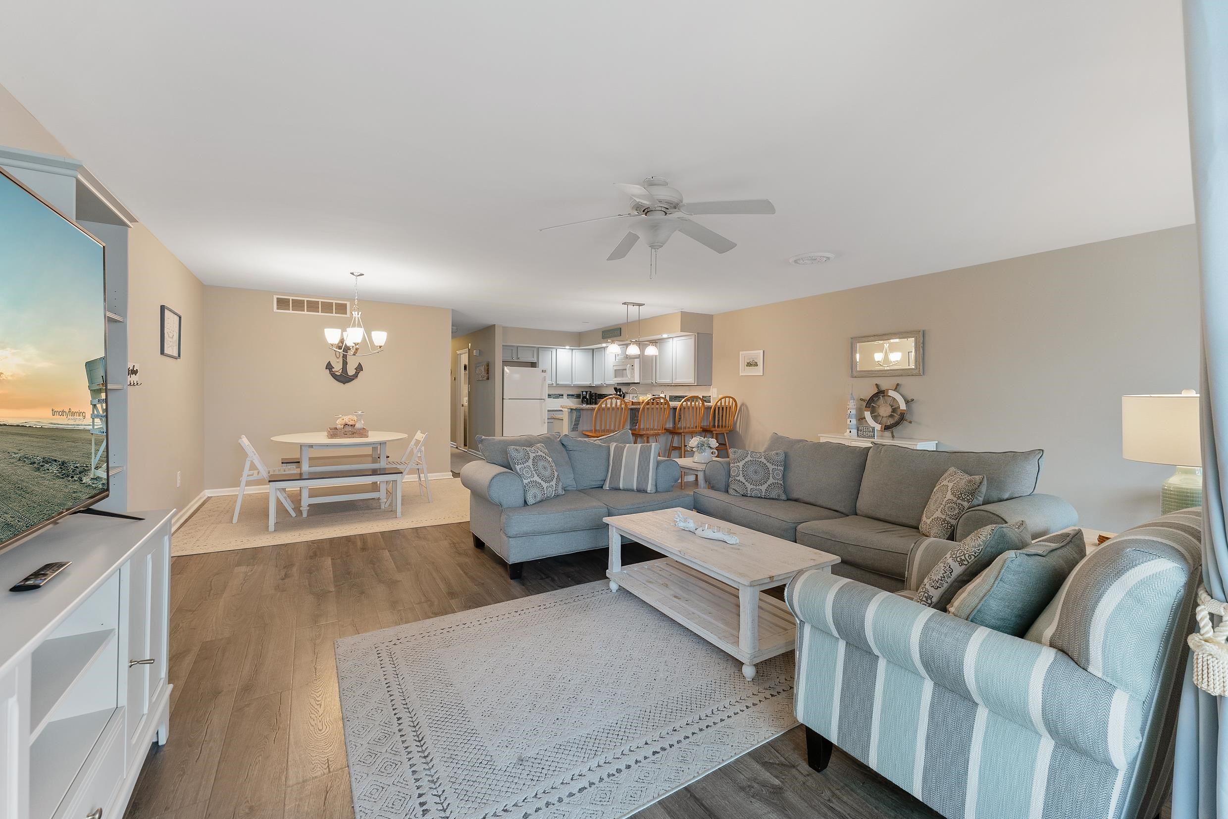 422 W Roberts Avenue Unit: A