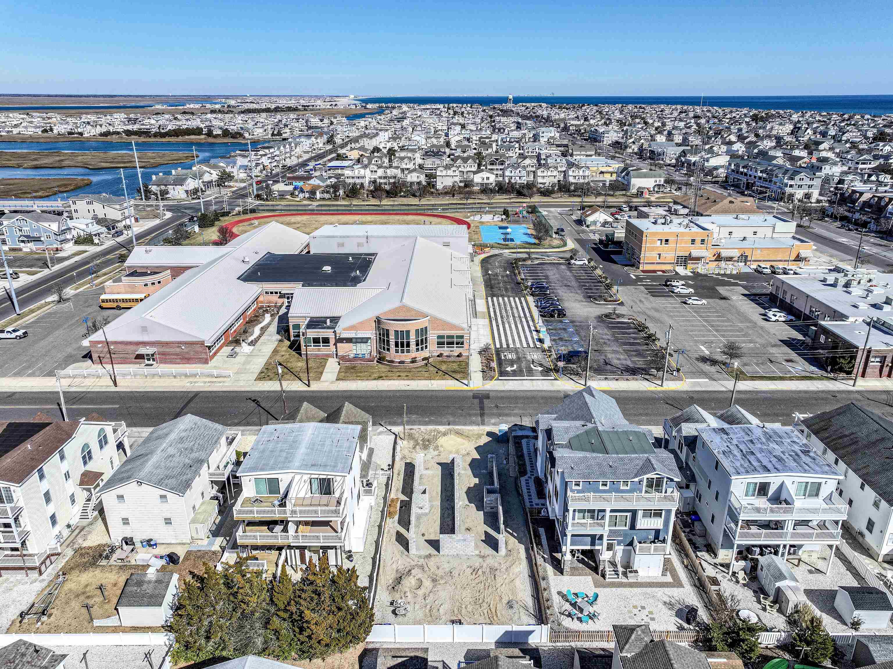 264 32nd Street Unit: 264