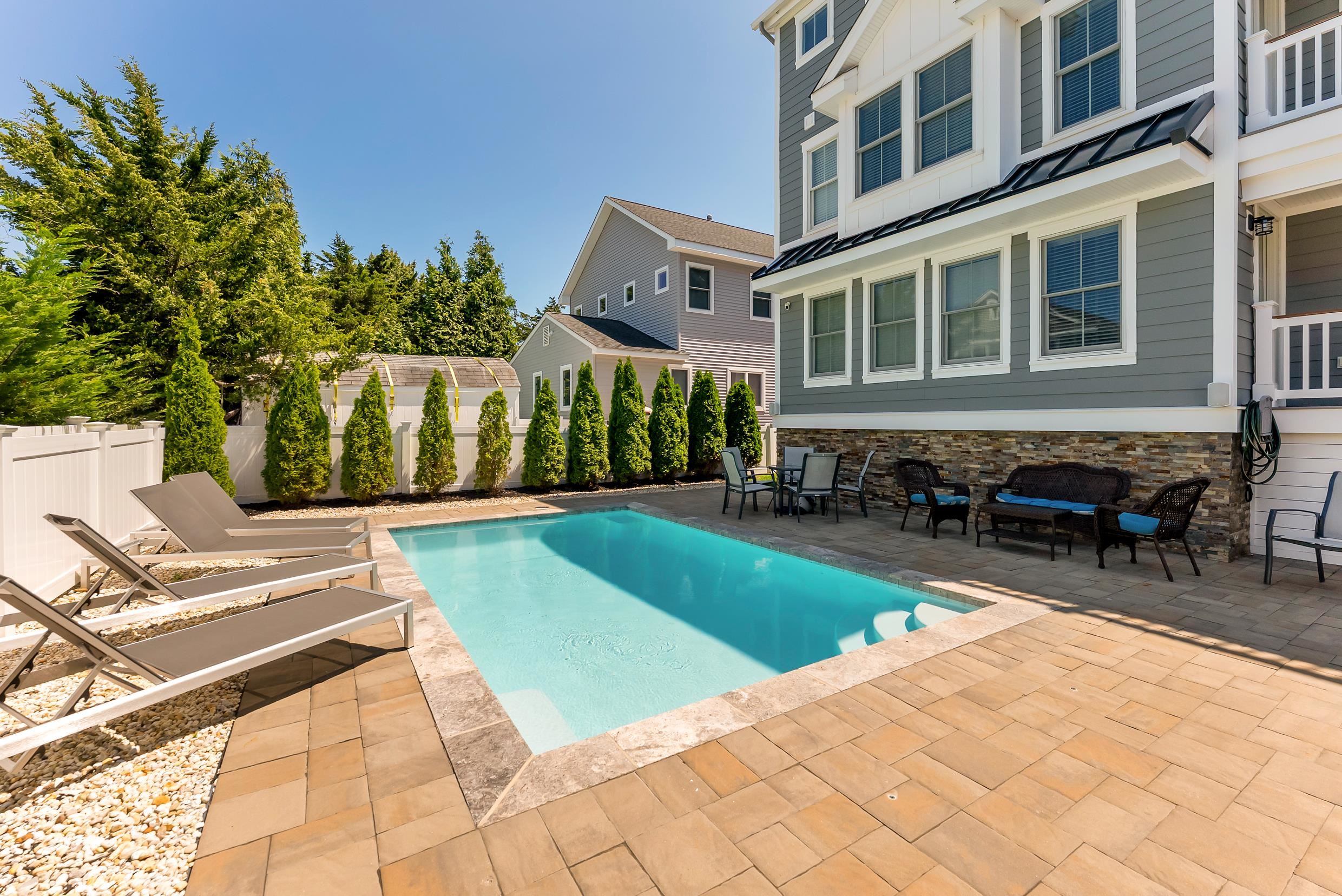 149 10th Street