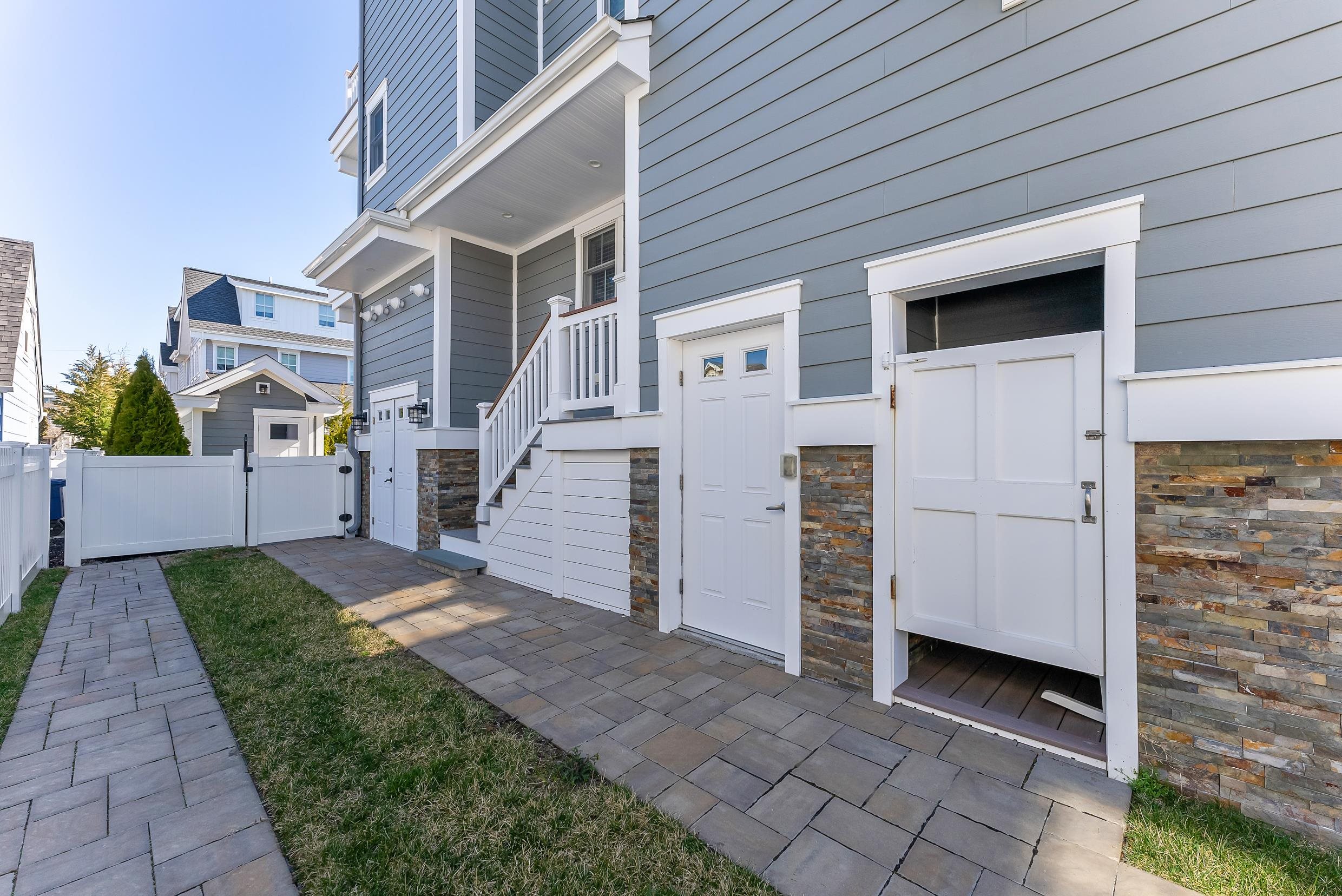 149 10th Street
