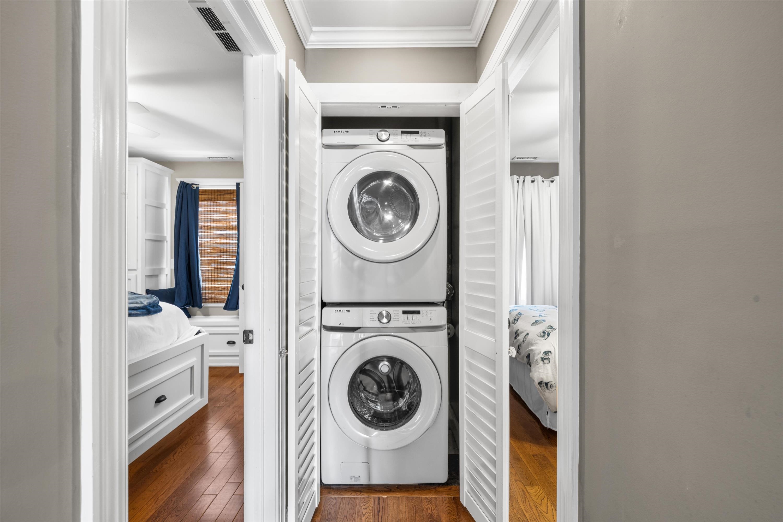 630 21st Street Unit: 2nd Floor
