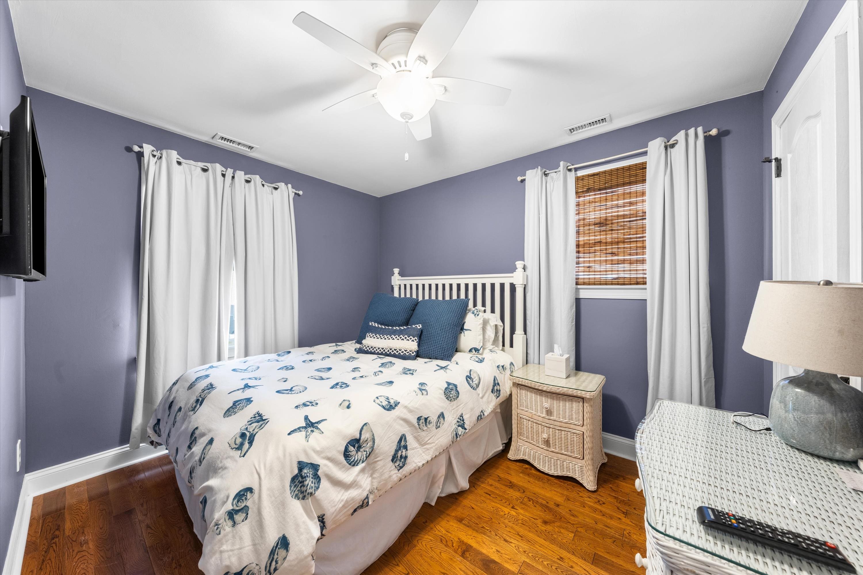 630 21st Street Unit: 2nd Floor
