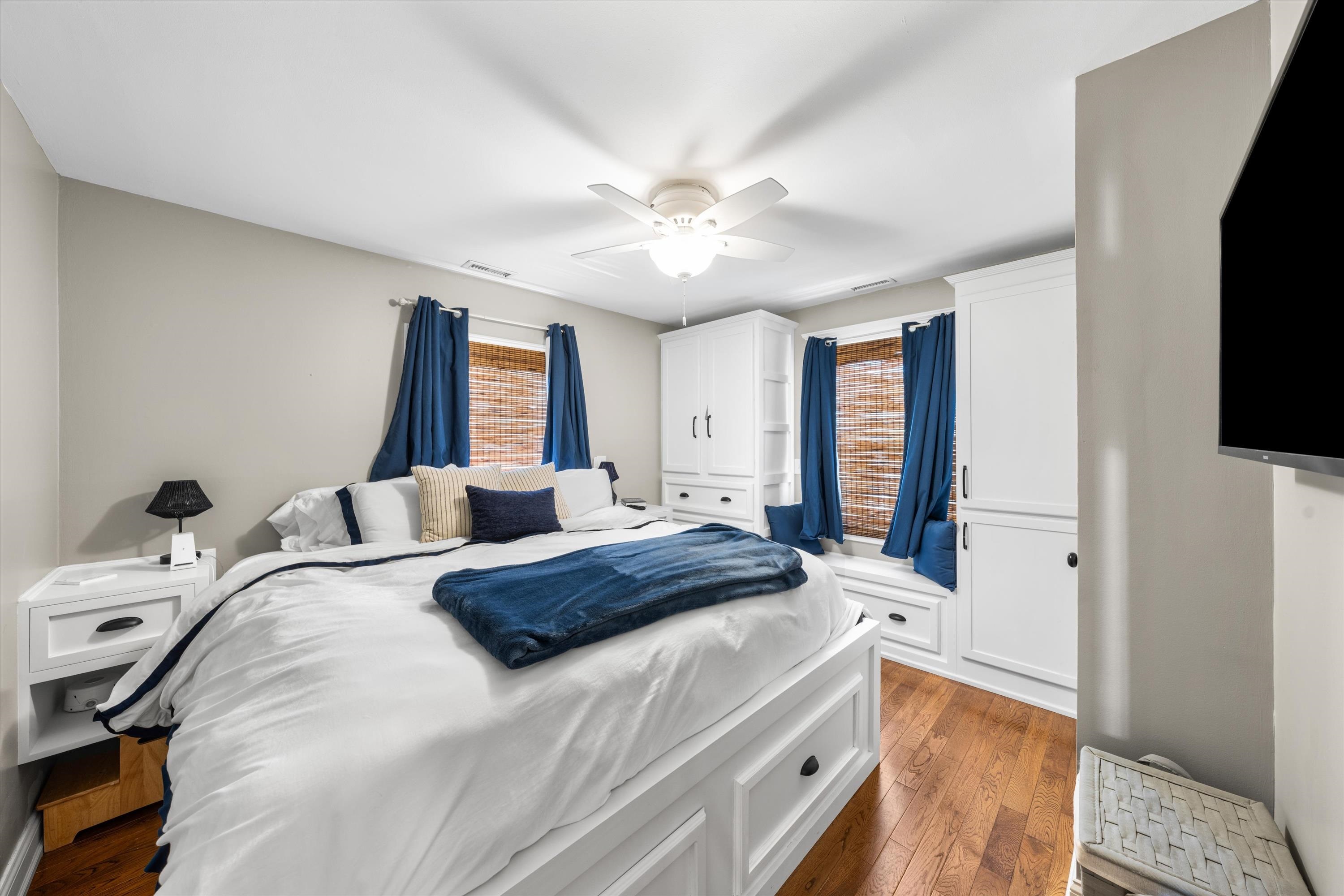630 21st Street Unit: 2nd Floor