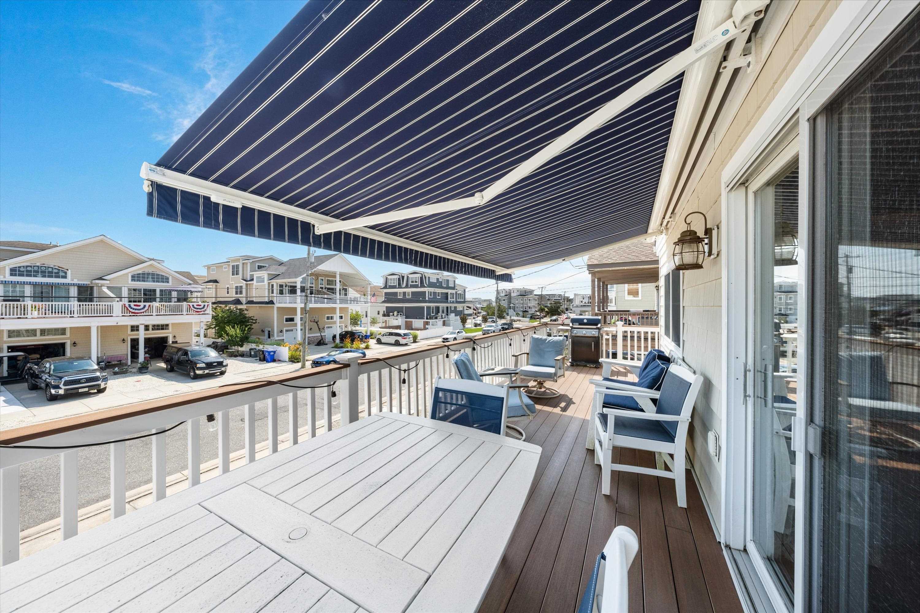 630 21st Street Unit: 2nd Floor