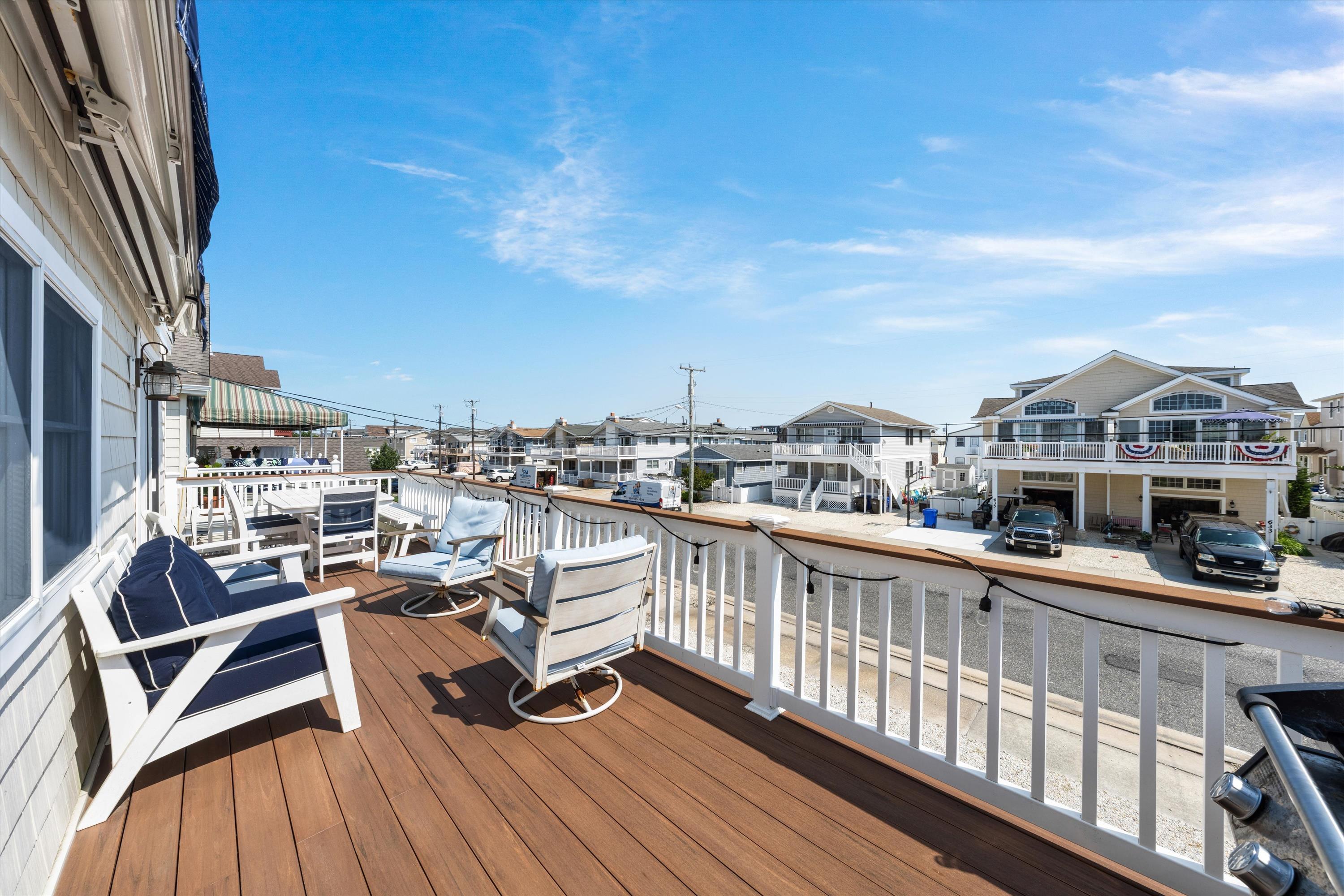 630 21st Street Unit: 2nd Floor