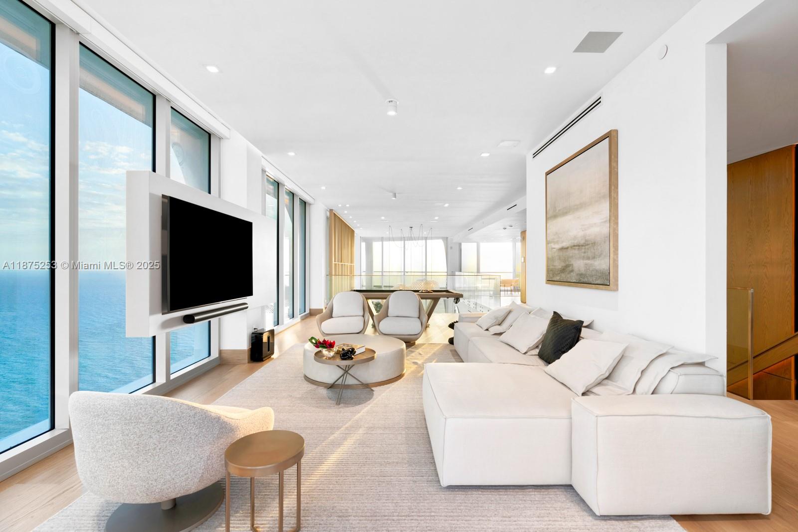 16901 Collins Ave # 5105