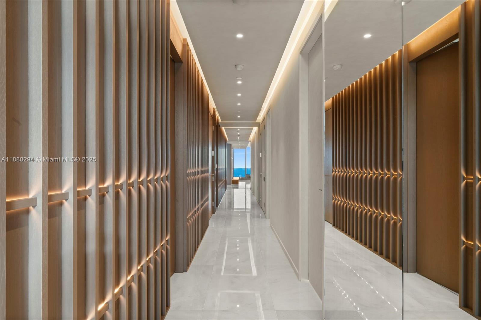 17975 Collins Ave # 4601 Unit: N-4601